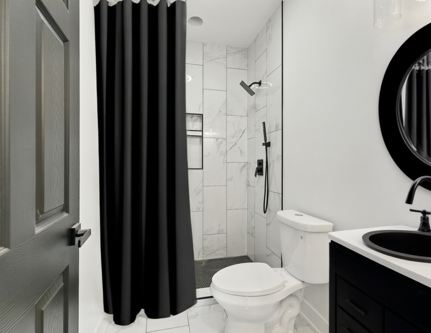 Chicago, Illinois, 60637, United States, 9 Bedrooms Bedrooms, ,Residential,For Sale,1860039