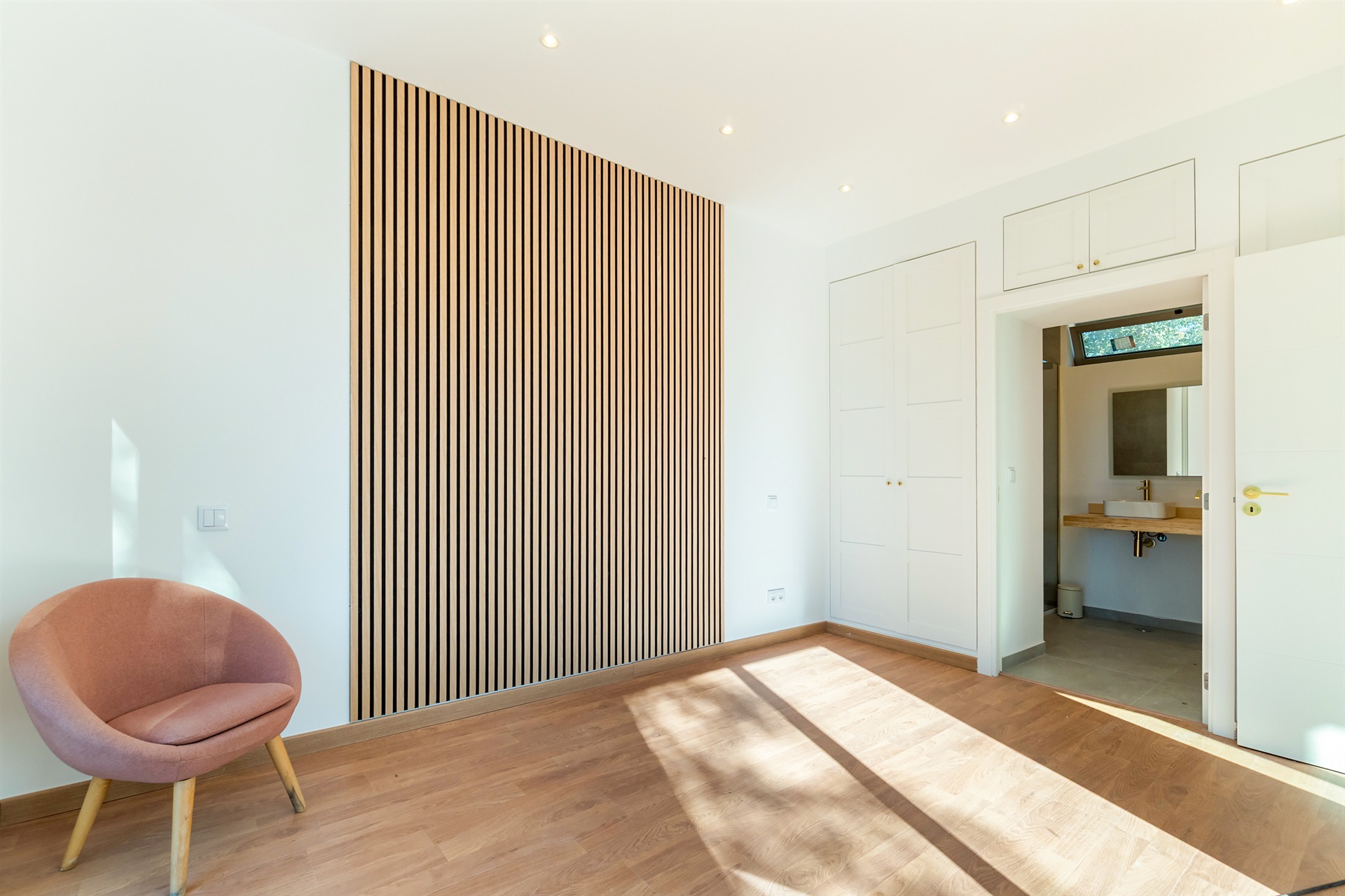  Stand, 37 bedrooms, for Sale - 物件實景