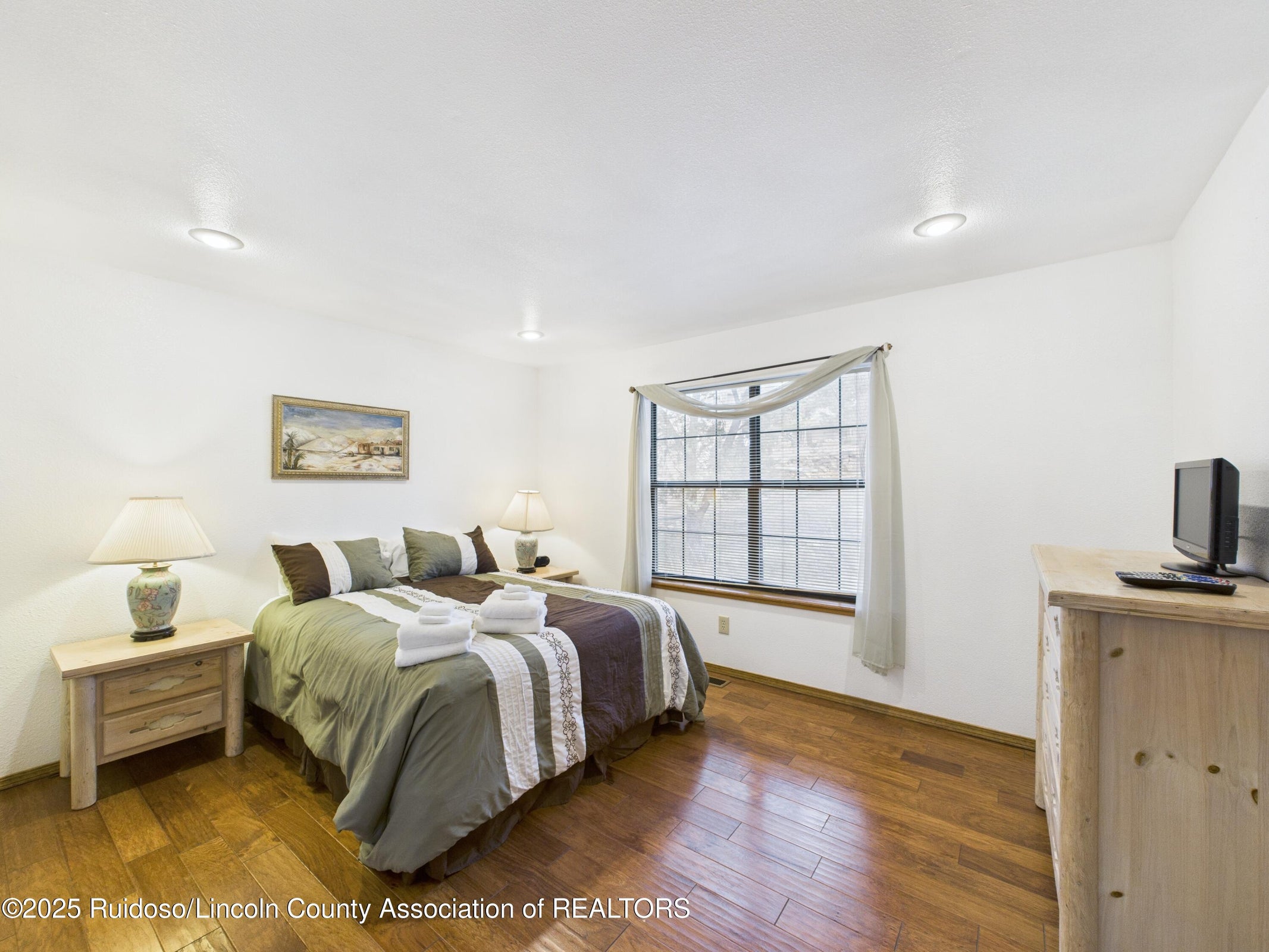 Ruidoso, New Mexico, 88345, United States, 5 Bedrooms Bedrooms, ,4 BathroomsBathrooms,Residential,For Sale,2006103