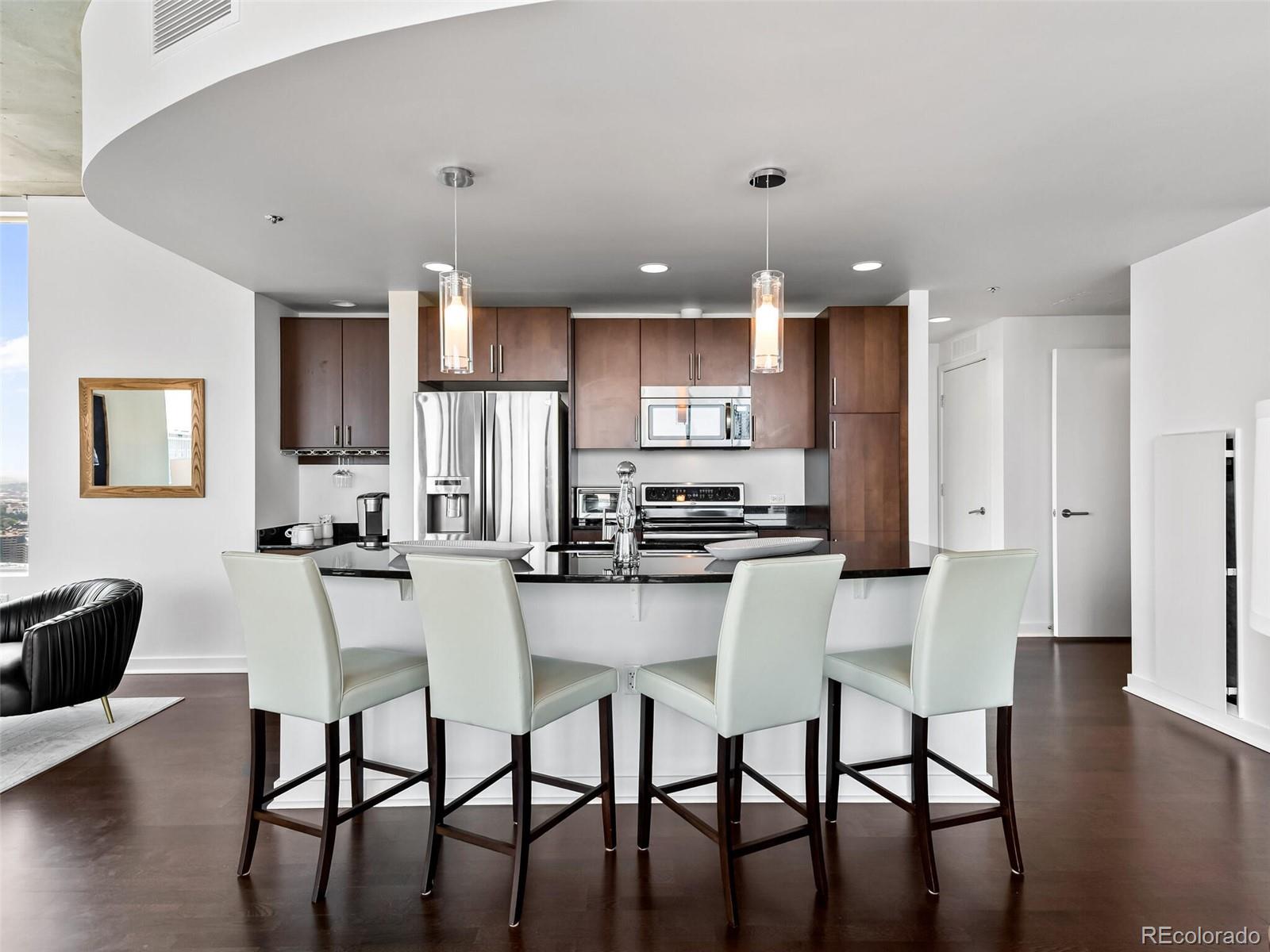 Denver, Colorado, 80202, United States, 2 Bedrooms Bedrooms, ,3 BathroomsBathrooms,Residential,For Sale,1989378