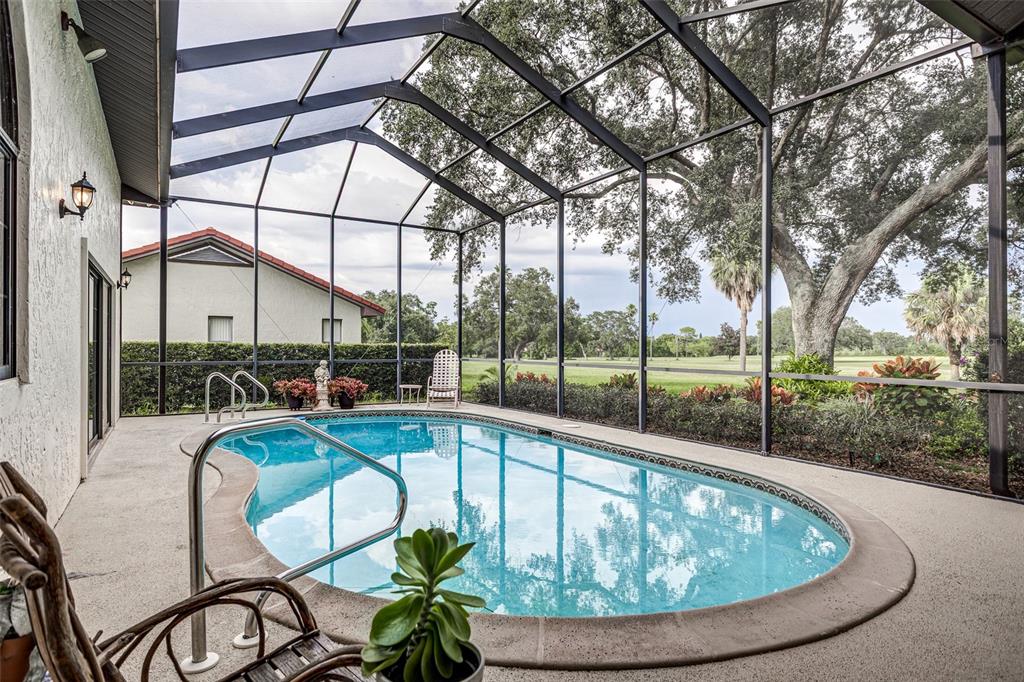 Lake Wales, Florida, 33898, United States, 2 Bedrooms Bedrooms, ,4 BathroomsBathrooms,Residential,For Sale,1908279