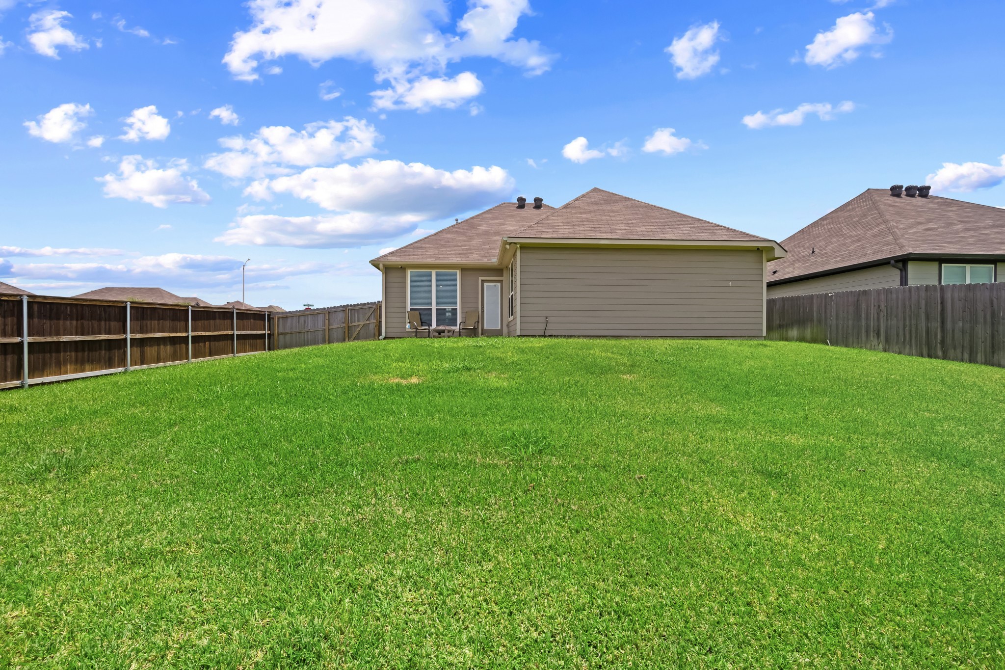  2040 Muscadine Trail, Brenham, TX, 77833 - 物件實景