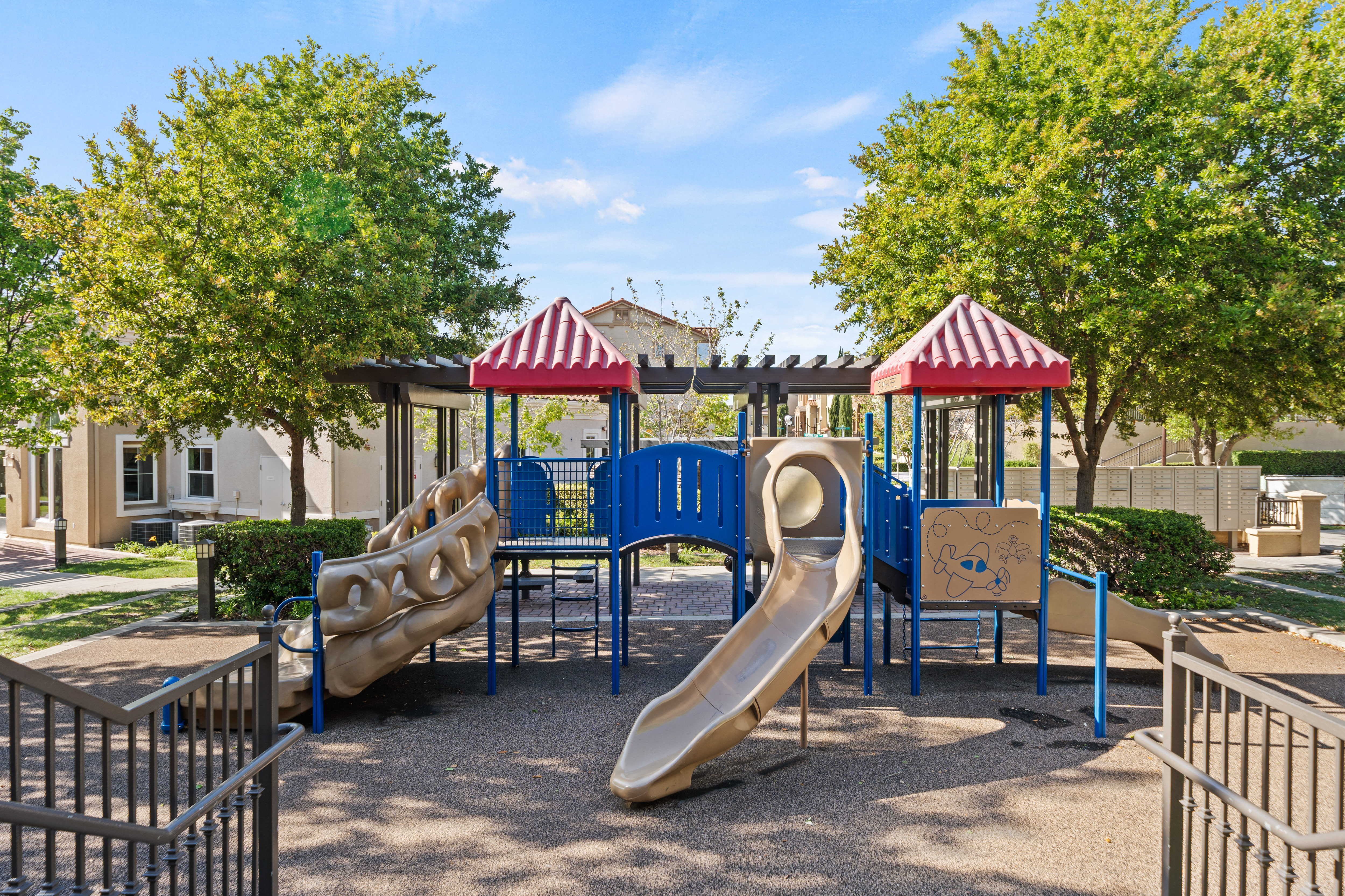  Modern Montebello Living in Gated Warm Springs Community - 物件實景