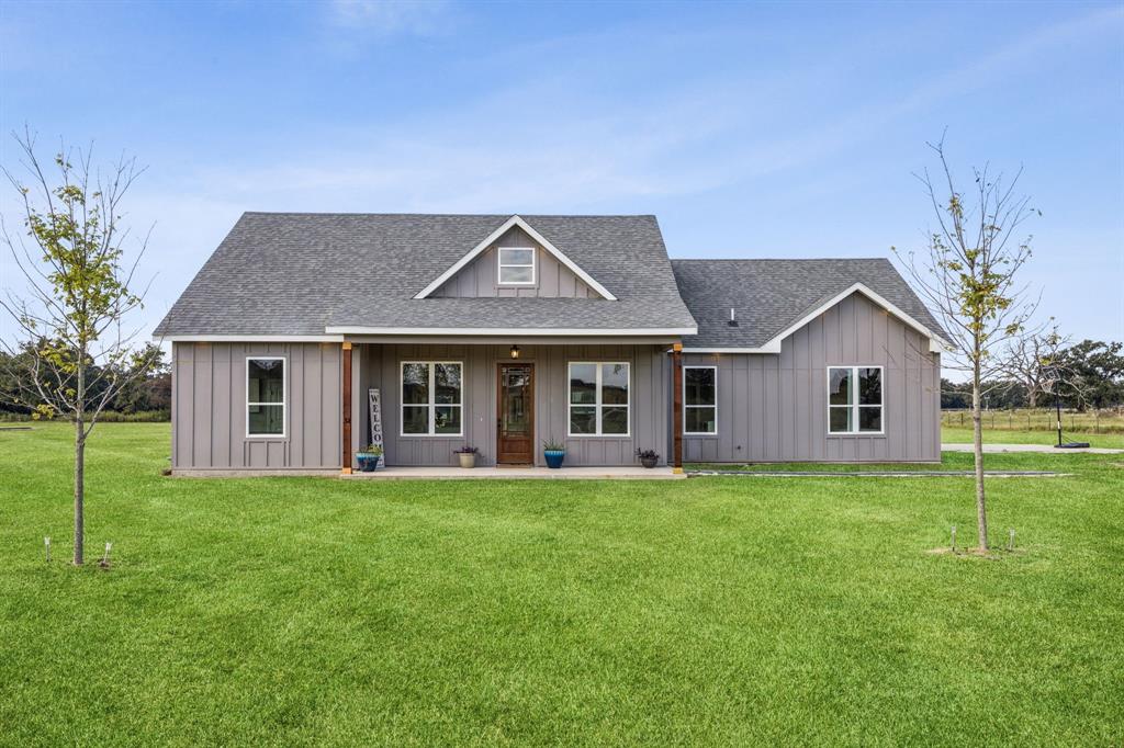 Edgewood, Texas, 75169, United States, 3 Bedrooms Bedrooms, ,3 BathroomsBathrooms,Residential,For Sale,1994532