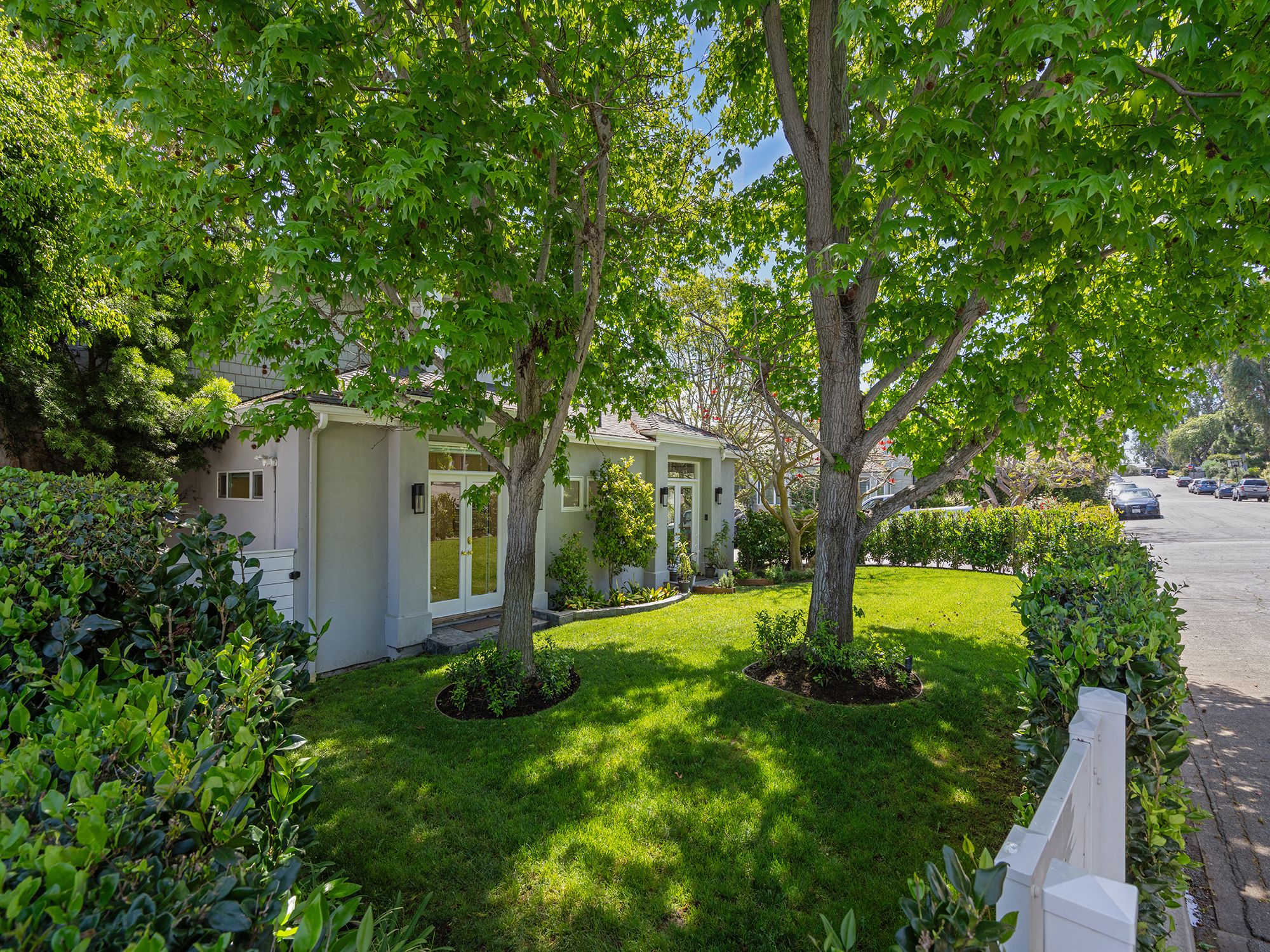 2300 John Street, Manhattan Beach, CA 90266 - 物件實景