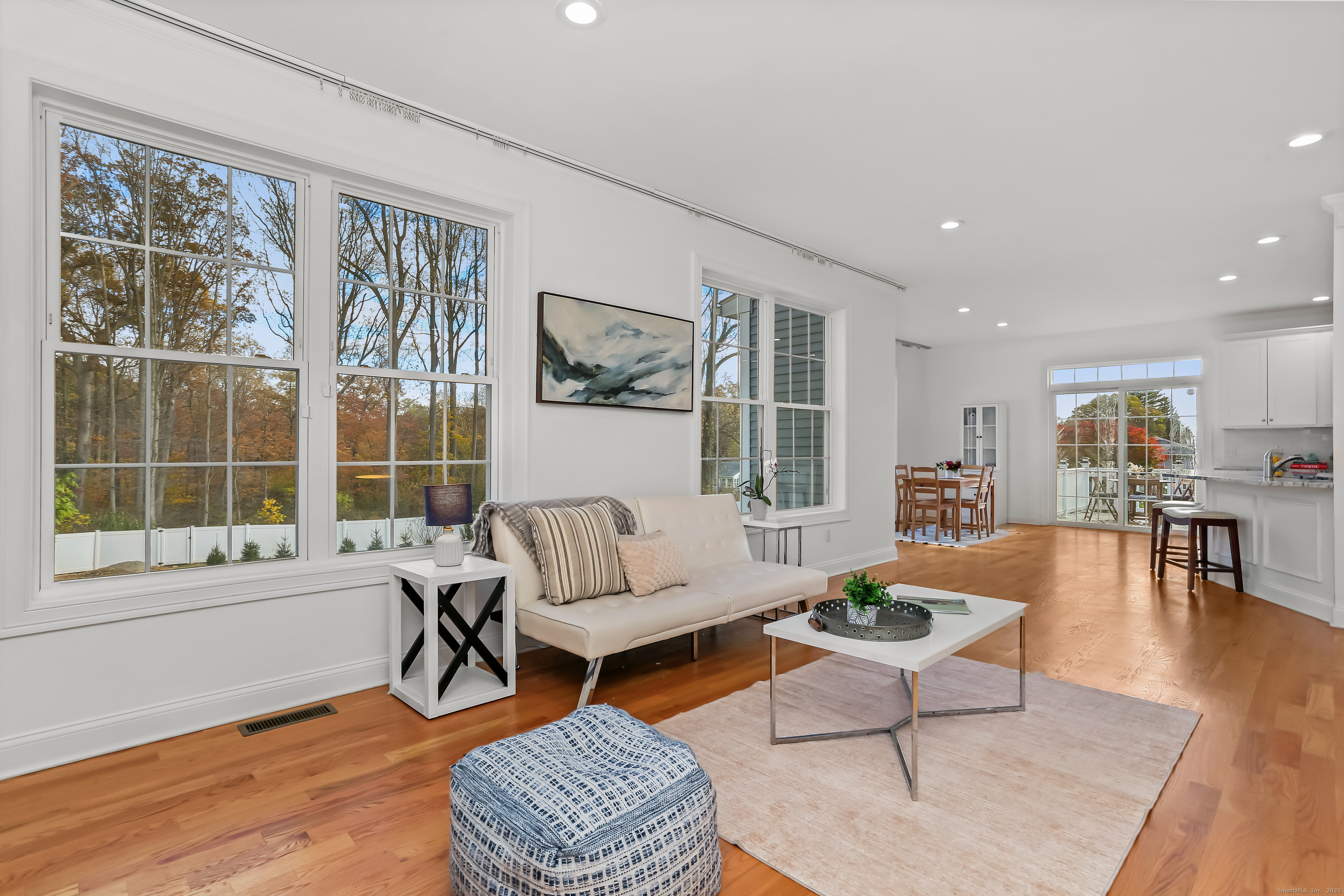 Stratford, Connecticut, 06614, United States, 4 Bedrooms Bedrooms, ,3 BathroomsBathrooms,Residential,For Sale,1987695