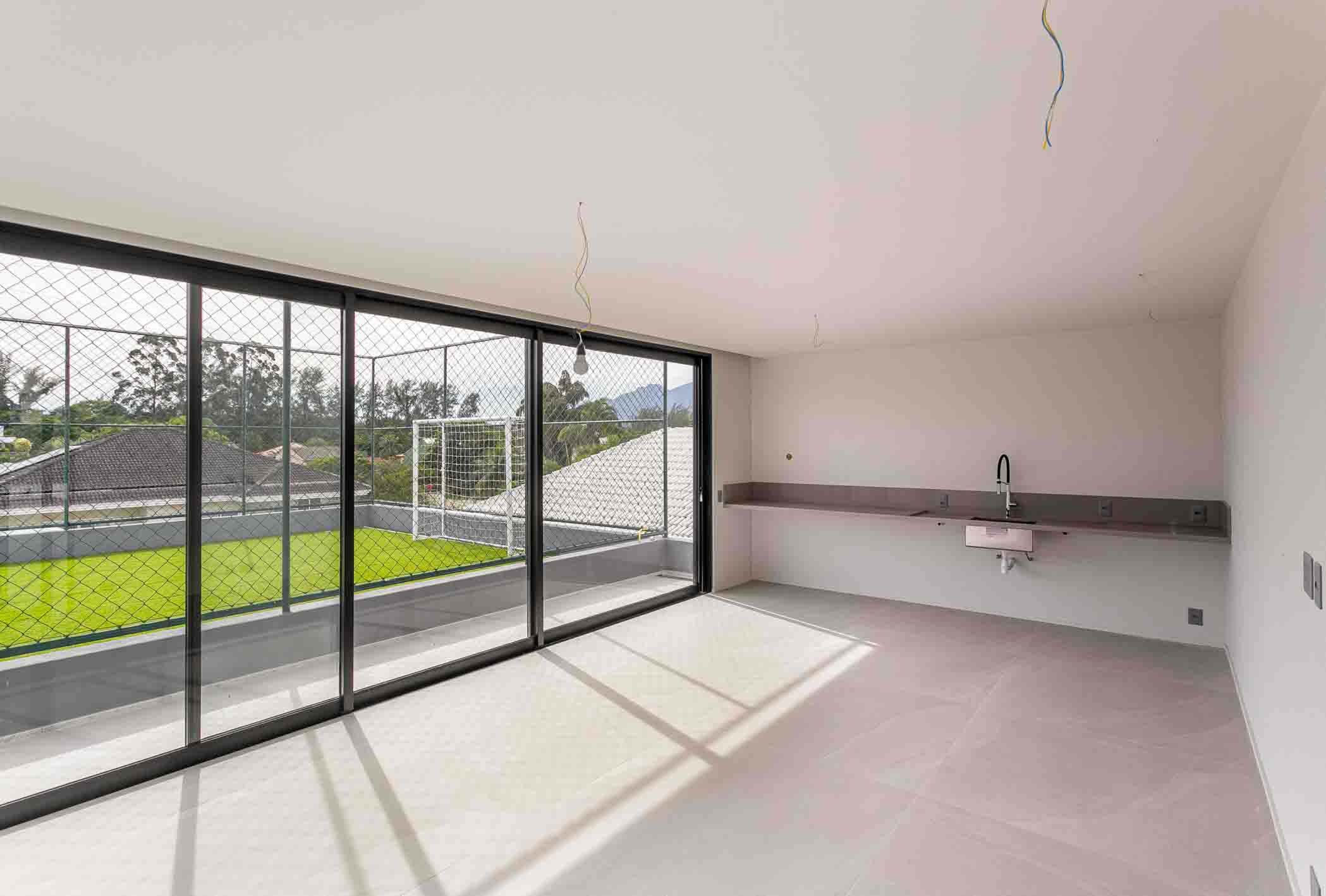  Contemporary house in a sought-after condominium - 物件實景