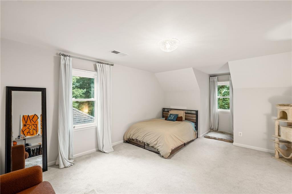 Suwanee, Georgia, 30024, United States, 4 Bedrooms Bedrooms, ,4 BathroomsBathrooms,Residential,For Sale,1983881