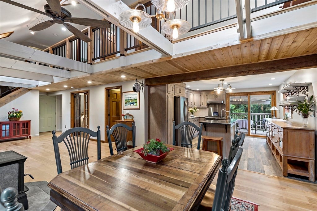 Kingston, Massachusetts, 02364, United States, 3 Bedrooms Bedrooms, ,2 BathroomsBathrooms,Residential,For Sale,1975778