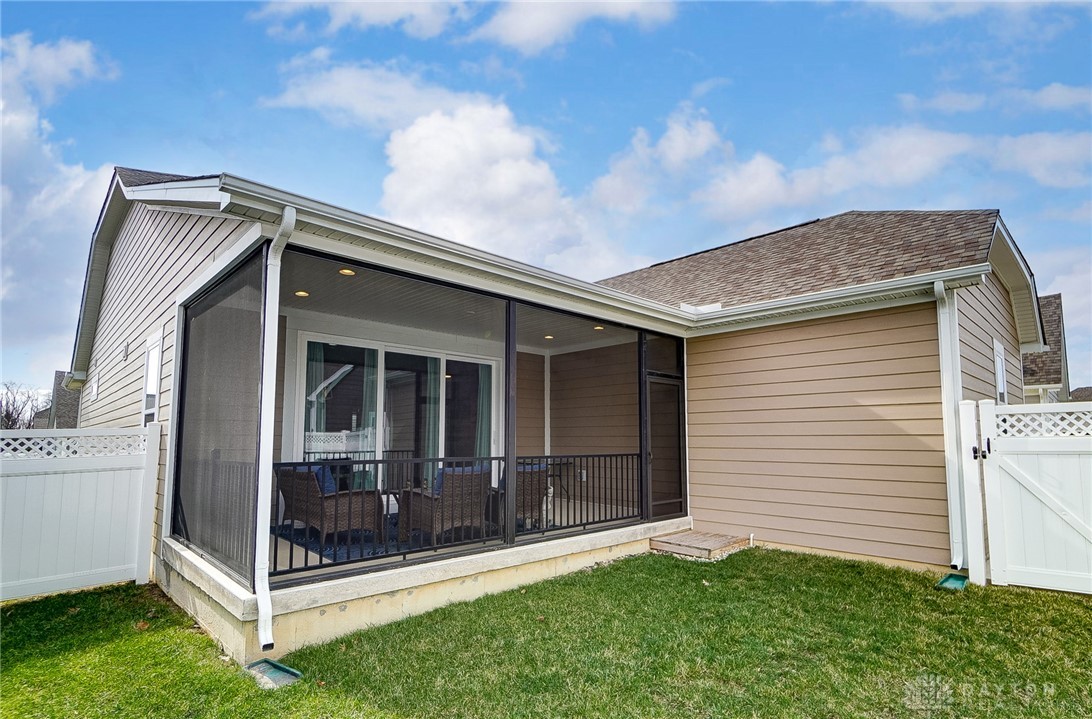 Dayton, Ohio, 45440, United States, 3 Bedrooms Bedrooms, ,3 BathroomsBathrooms,Residential,For Sale,1743464