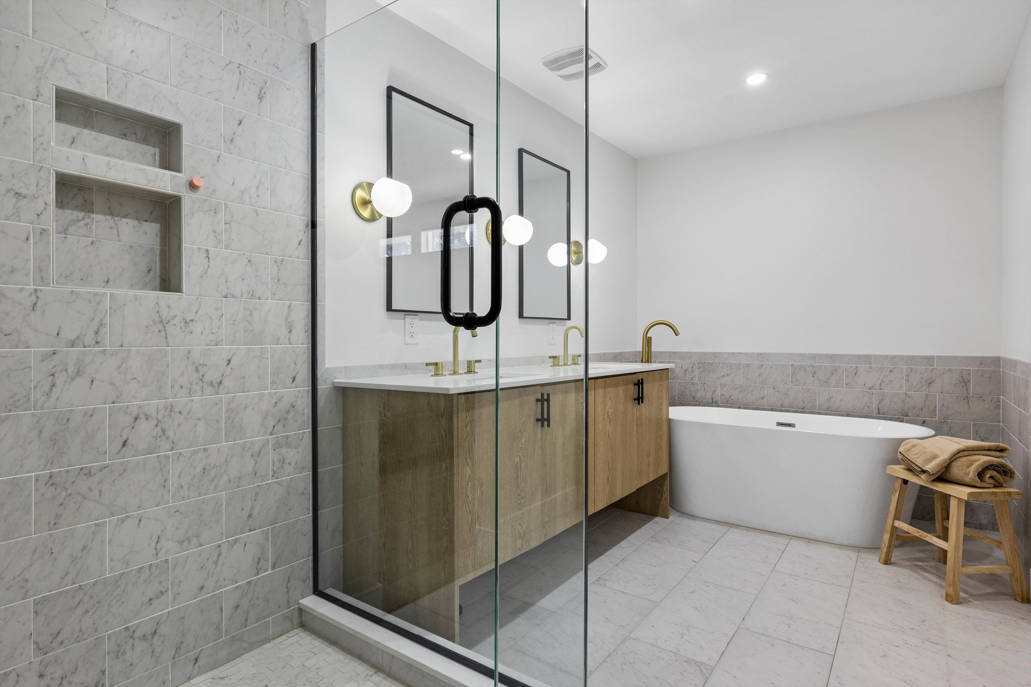  Beautifully renovated-perfect blend of modern functionality, thoughtful design - 物件實景