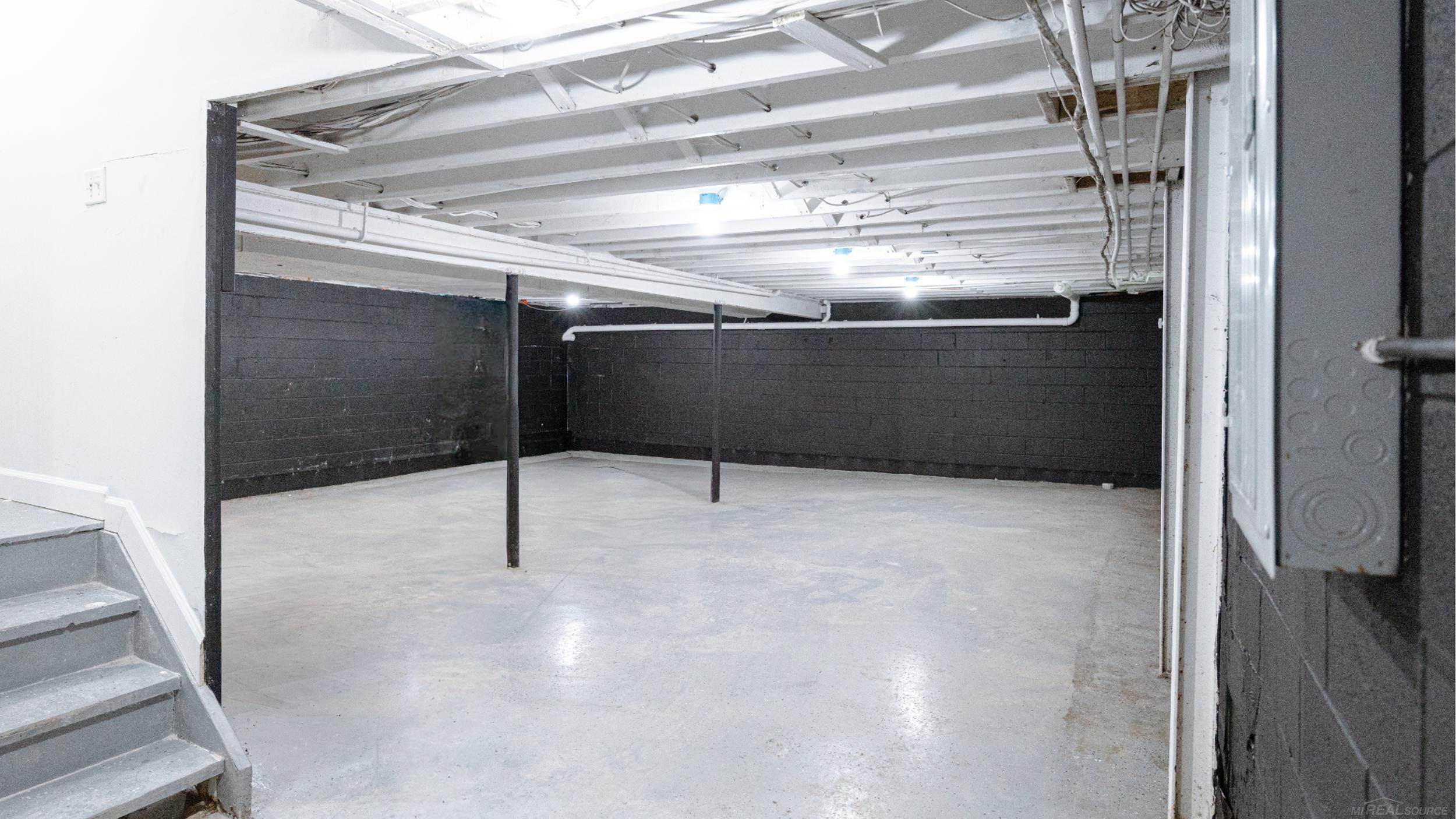 Columbus, Michigan, 48063, United States, 3 Bedrooms Bedrooms, ,3 BathroomsBathrooms,Residential,For Sale,1974296