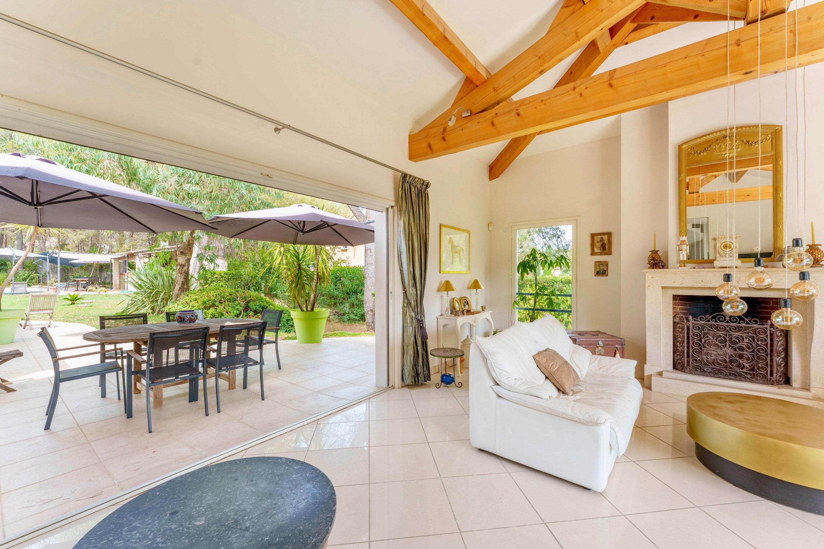  Luxury villa in the heart of a natural and residential setting - 物件實景