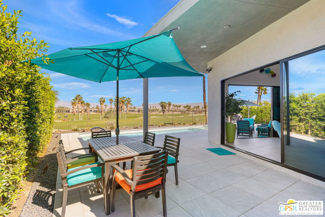 Palm Springs, California, 92262, United States, 3 Bedrooms Bedrooms, ,3 BathroomsBathrooms,Residential,For Sale,1903591
