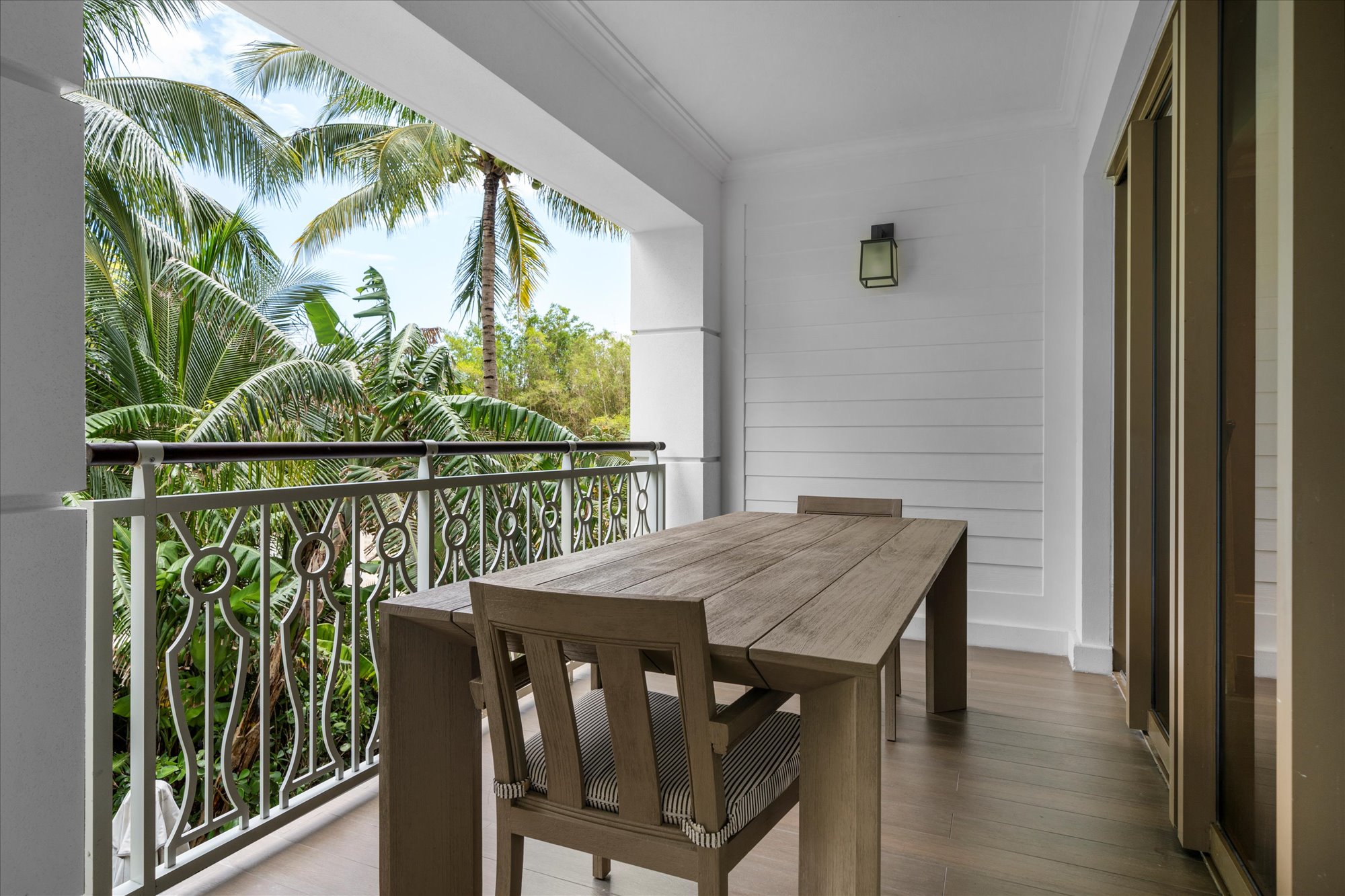  Rosewood Two Bedroom Large, East Wing Residence - 物件實景