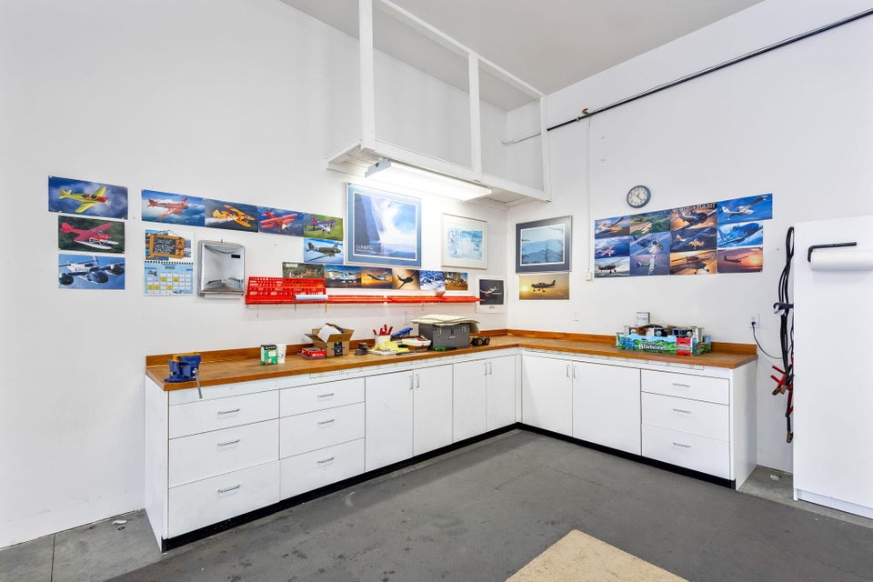 Prineville, Oregon, 97754, United States, 3 Bedrooms Bedrooms, ,3 BathroomsBathrooms,Residential,For Sale,1770738