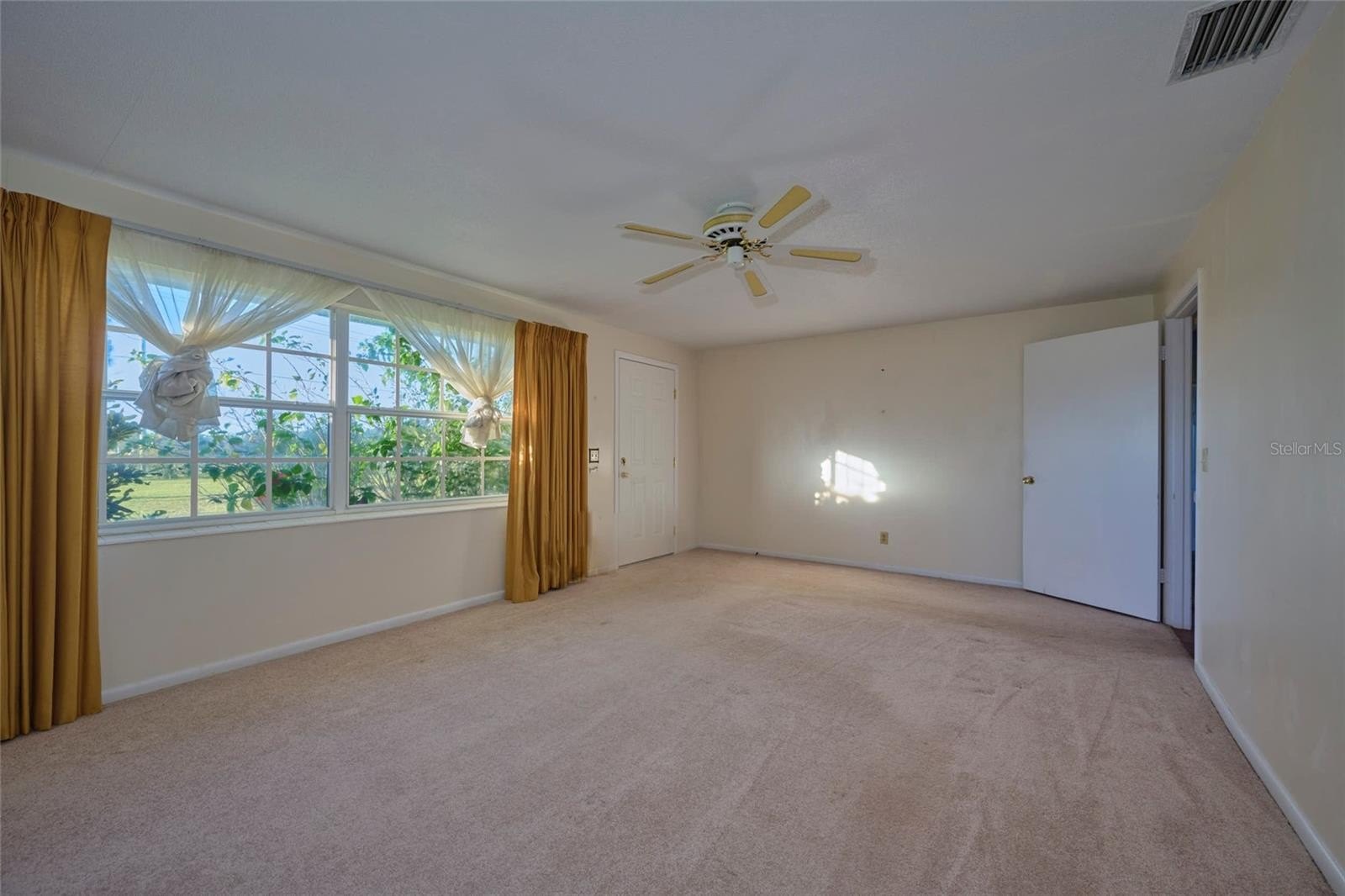 BARTOW, Florida, 33830, United States, 3 Bedrooms Bedrooms, ,2 BathroomsBathrooms,Residential,For Sale,1915491