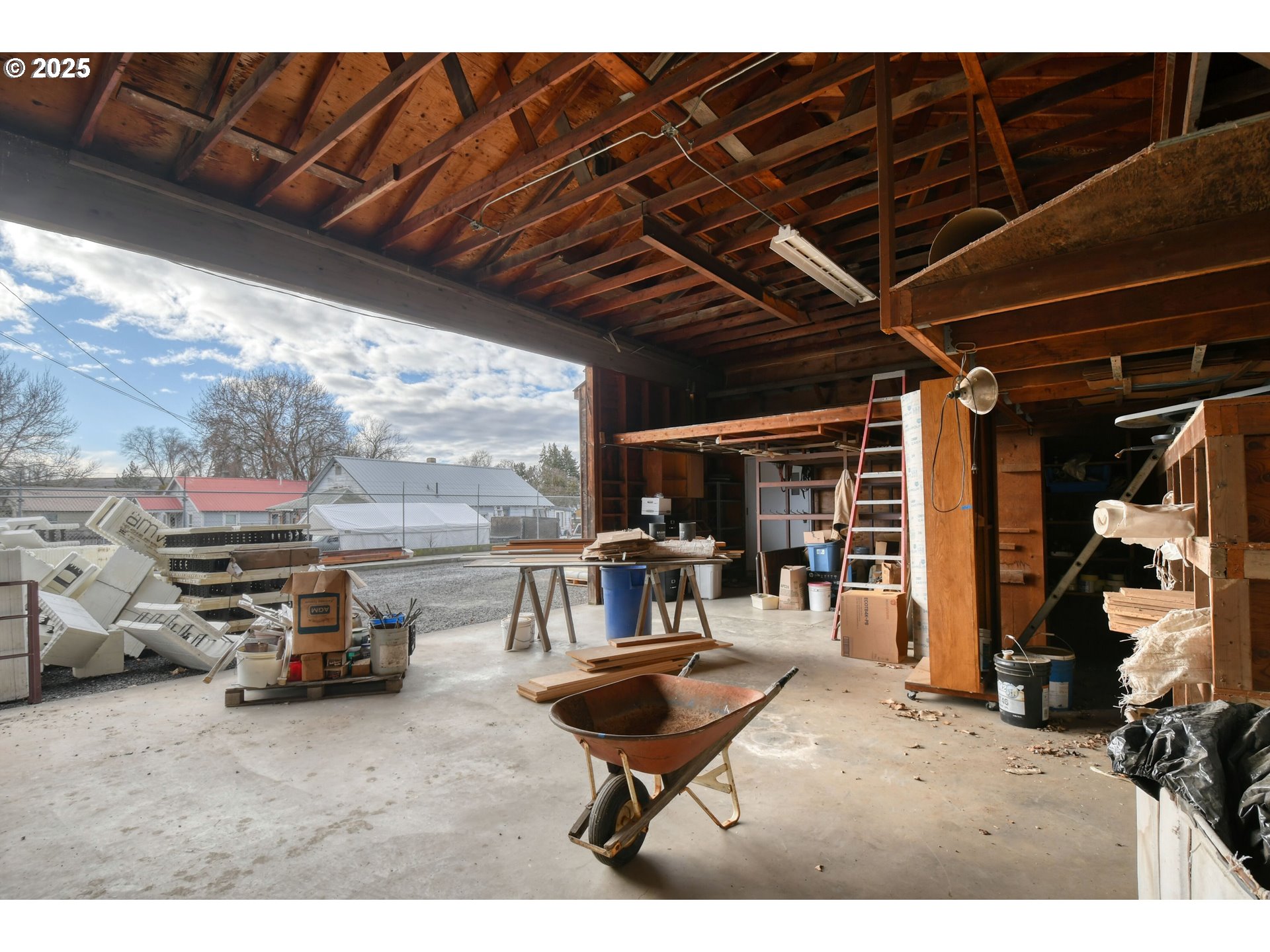 Pendleton, Oregon, 97801, United States, 4 Bedrooms Bedrooms, ,4 BathroomsBathrooms,Residential,For Sale,1995824