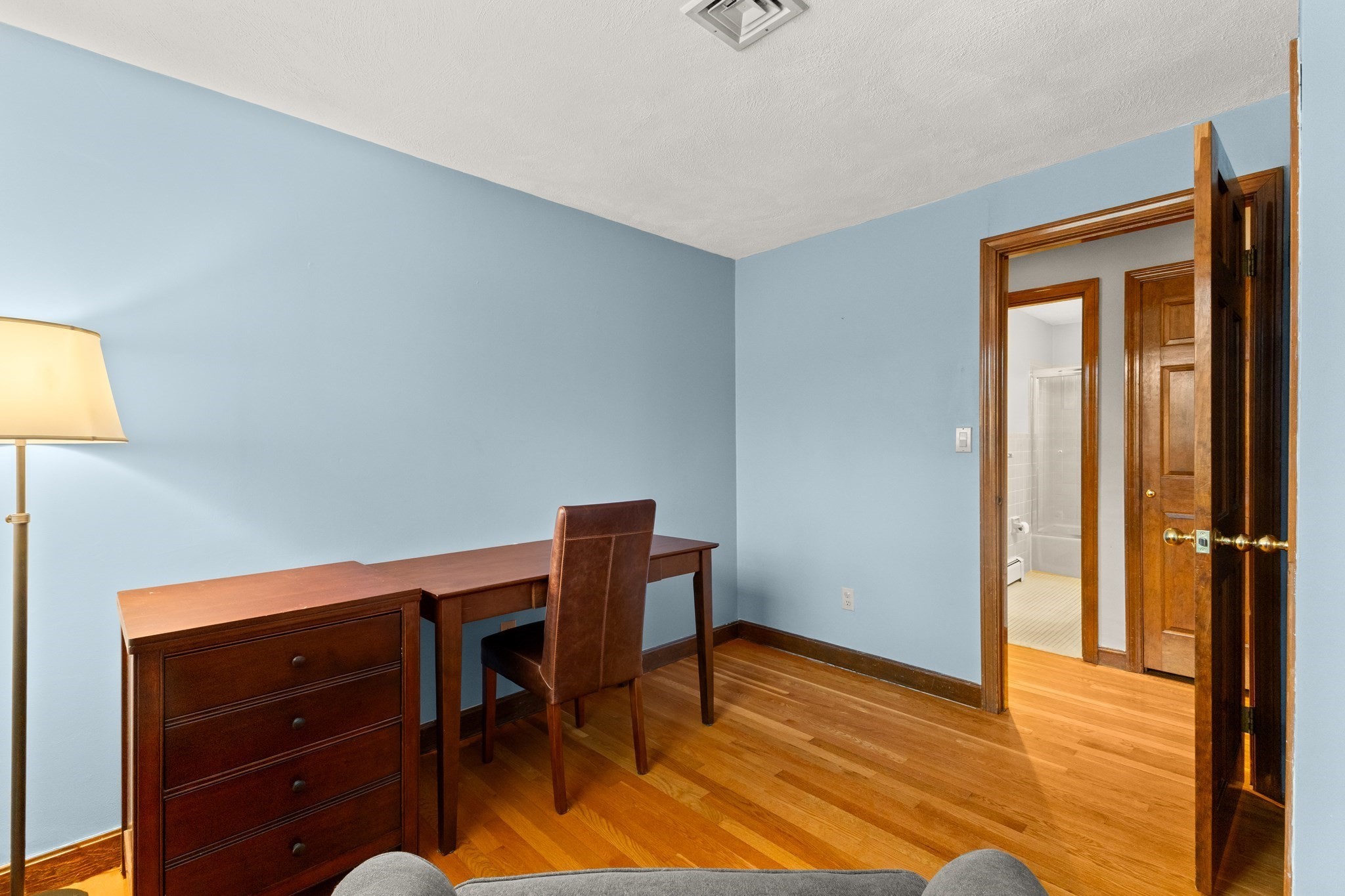 Hanover, Massachusetts, 02339, United States, 3 Bedrooms Bedrooms, ,2 BathroomsBathrooms,Residential,For Sale,2001191