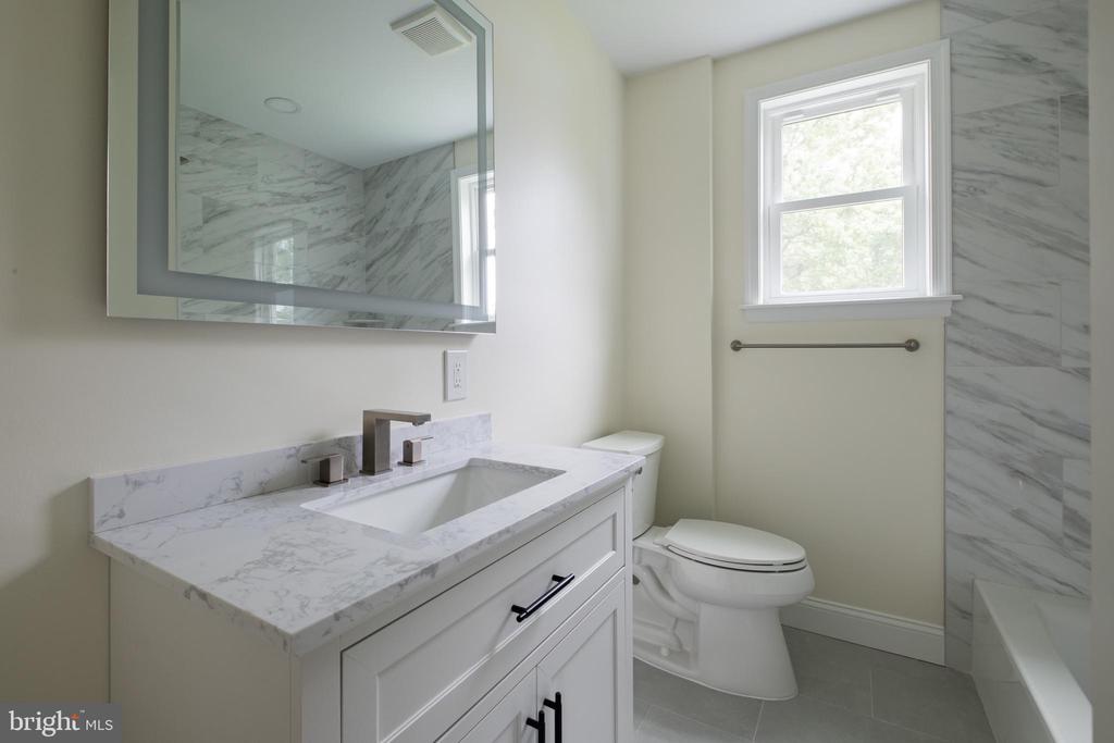 Cherry Hill, New Jersey, 08002, United States, 3 Bedrooms Bedrooms, ,3 BathroomsBathrooms,Residential,For Sale,1921829