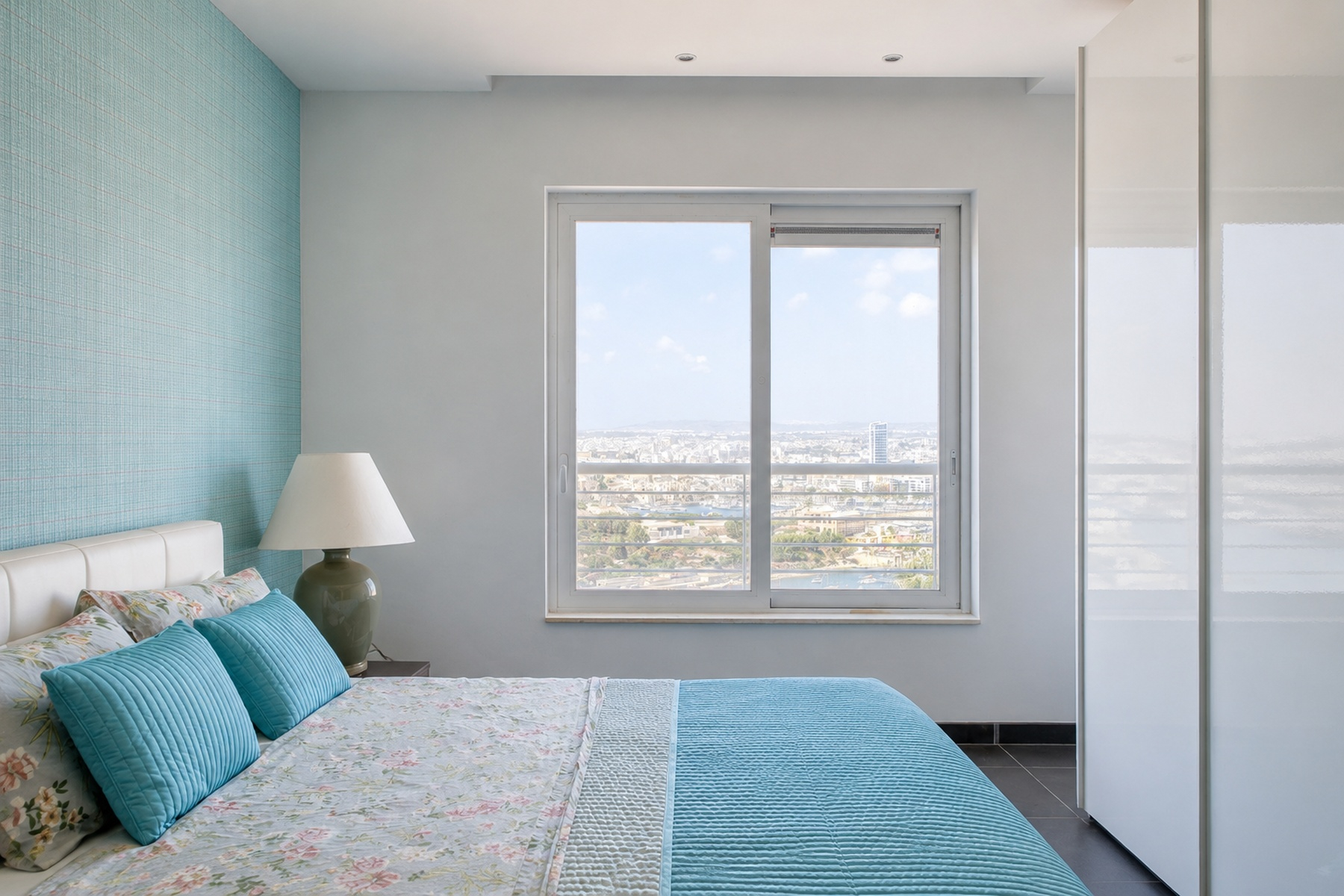  Seafront Duplex Penthouse with Pool - 物件實景
