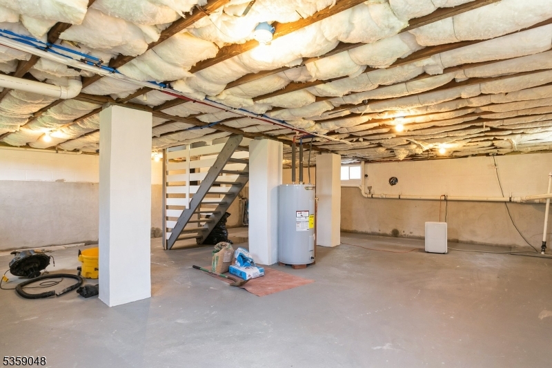 Franklin Twp., New Jersey, 08825, United States, 2 Bedrooms Bedrooms, ,3 BathroomsBathrooms,Residential,For Sale,1820941