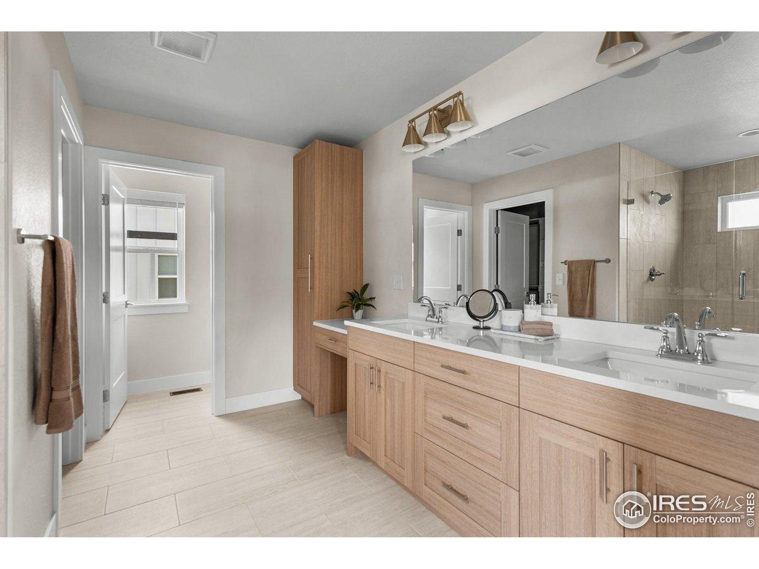 Loveland, Colorado, 80537, United States, 3 Bedrooms Bedrooms, ,3 BathroomsBathrooms,Residential,For Sale,1929479