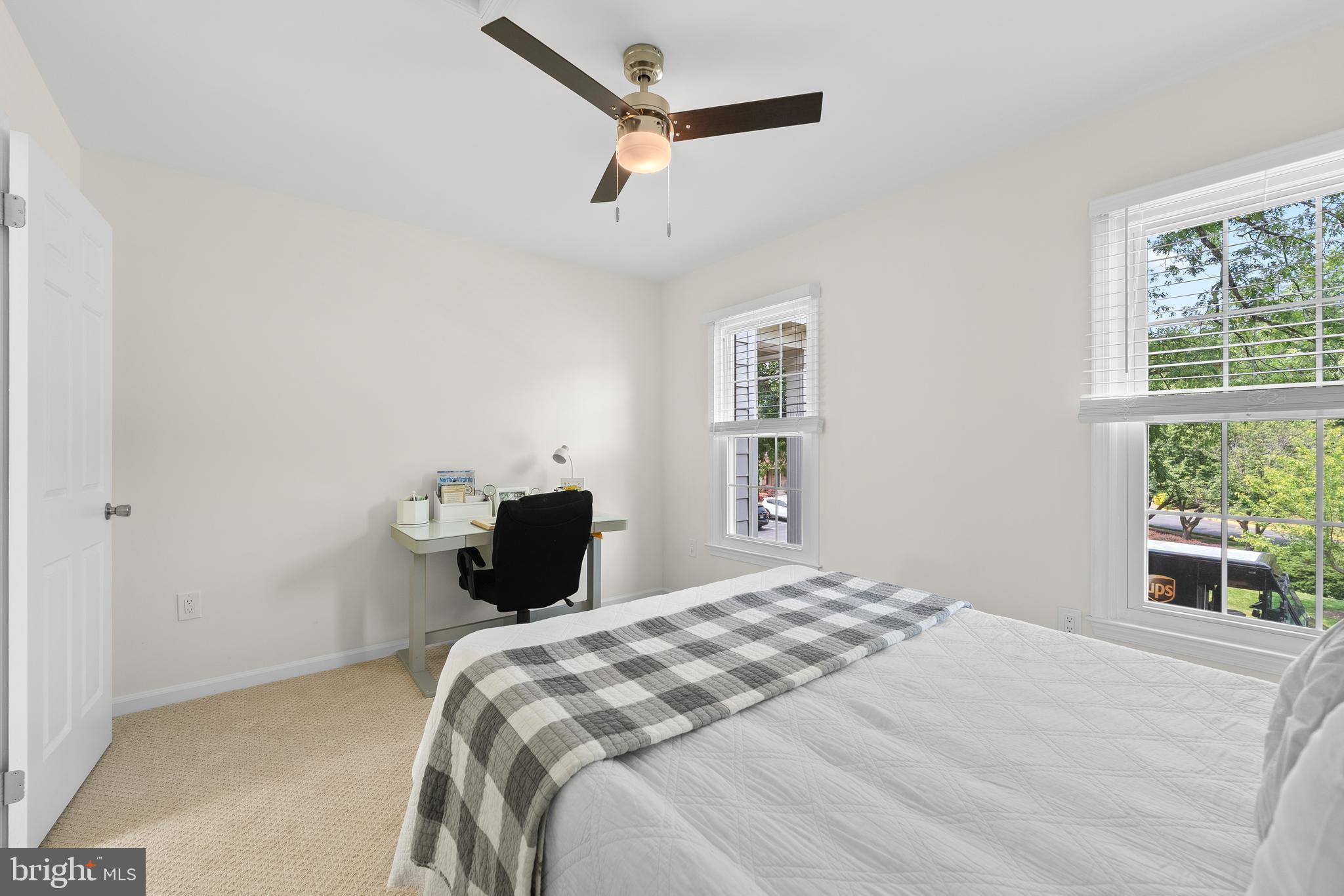 Fairfax, Virginia, 22032, United States, 3 Bedrooms Bedrooms, ,4 BathroomsBathrooms,Residential,For Sale,1945020