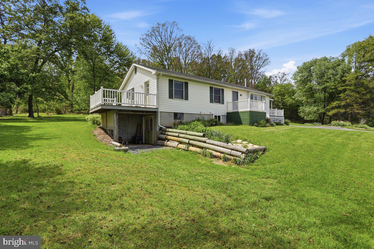 Hedgesville, West Virginia, 25427, United States, 3 Bedrooms Bedrooms, ,1 BathroomBathrooms,Residential,For Sale,2019331