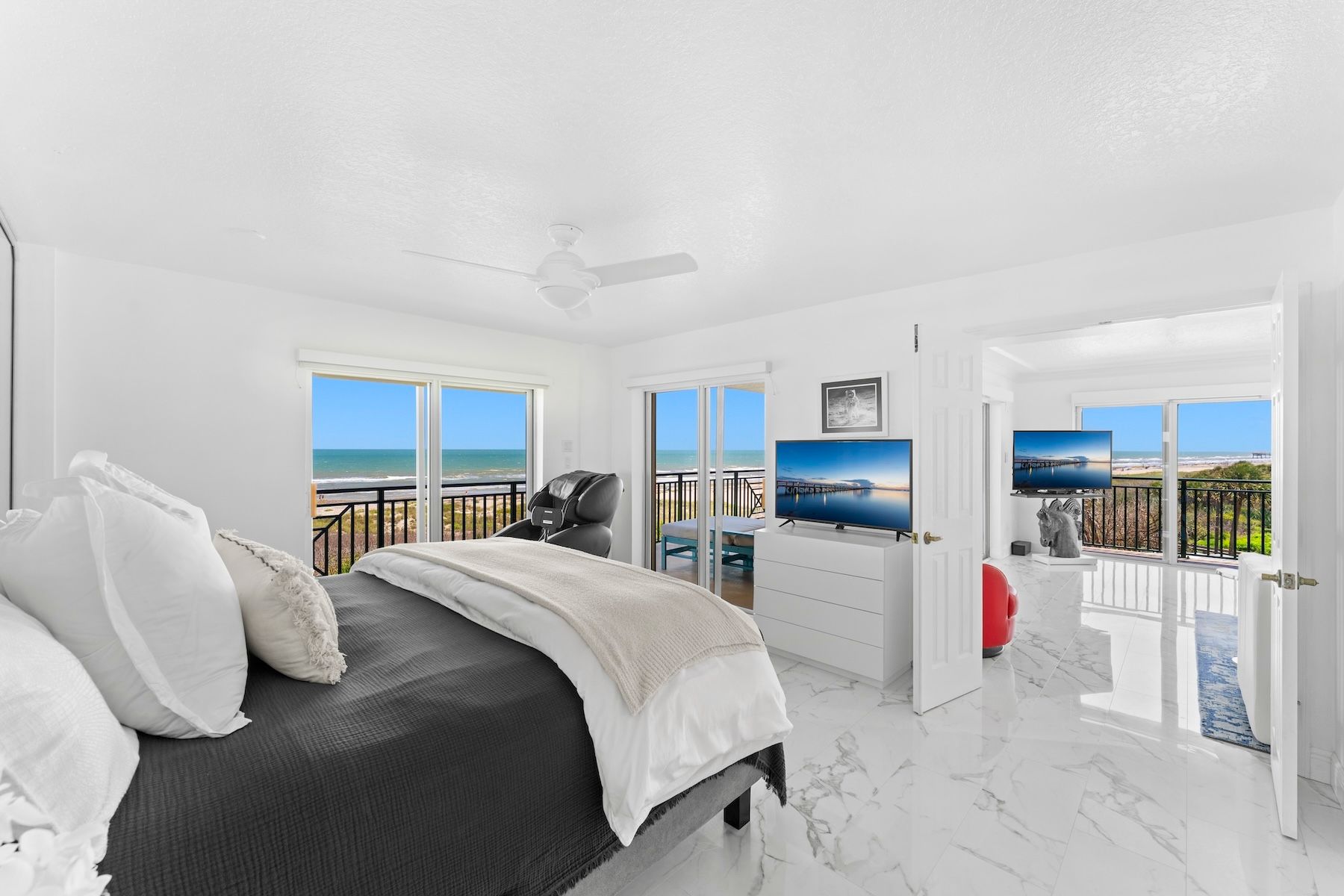  443 Johnson Avenue, #402, Cape Canaveral, FL, 32920 - 物件實景