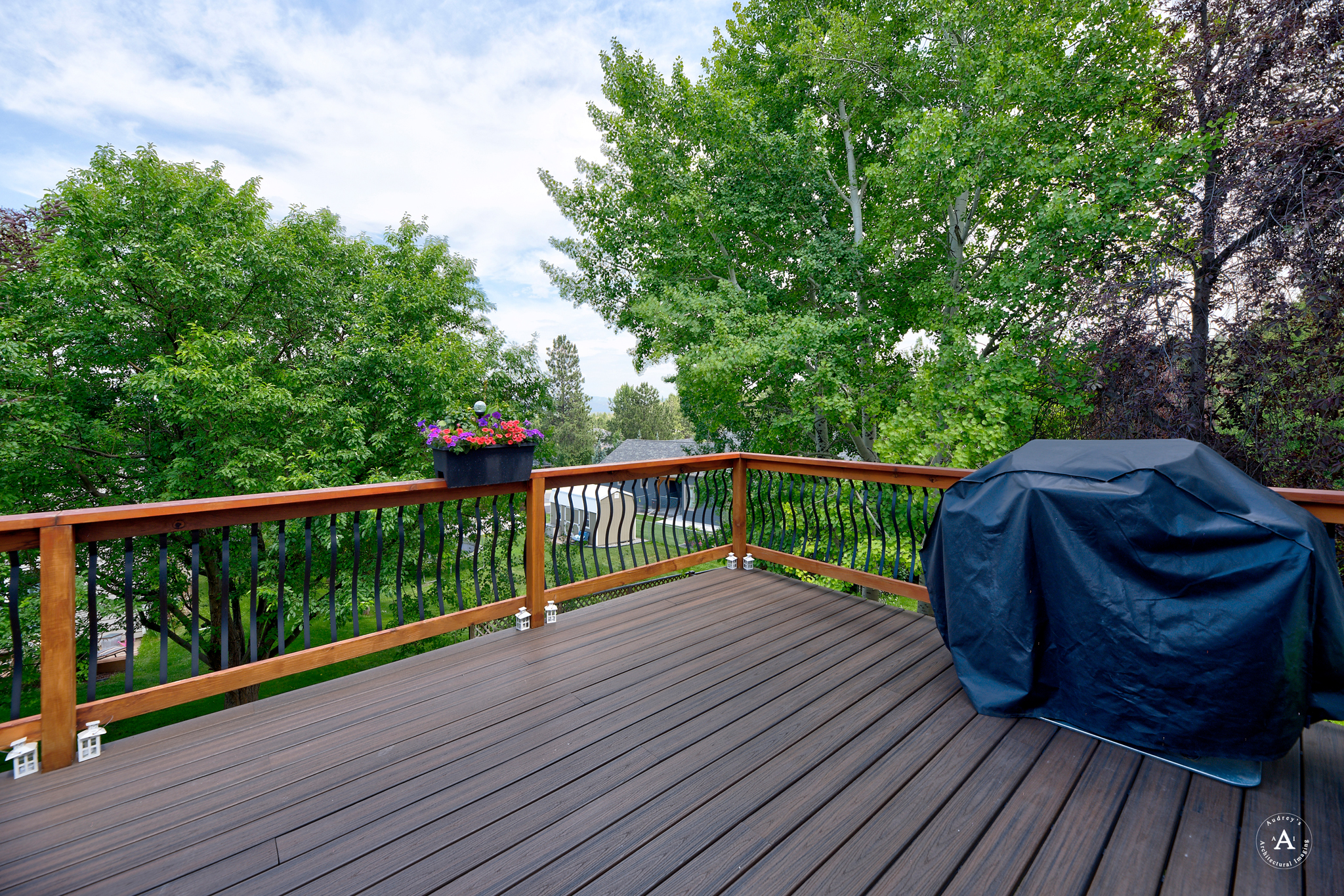 Helena, Montana, 59601, United States, 5 Bedrooms Bedrooms, ,4 BathroomsBathrooms,Residential,For Sale,1974729