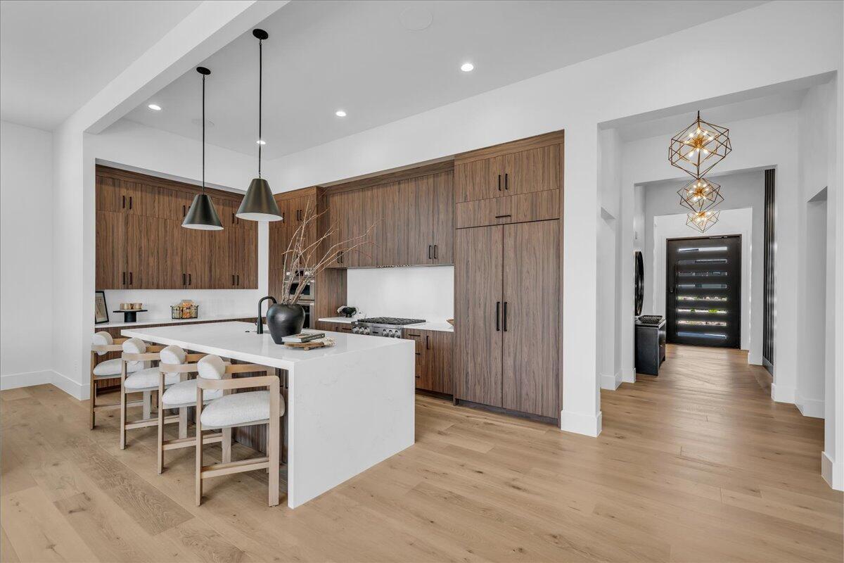Santa Clara, Utah, 84765, United States, 3 Bedrooms Bedrooms, ,4 BathroomsBathrooms,Residential,For Sale,1904284