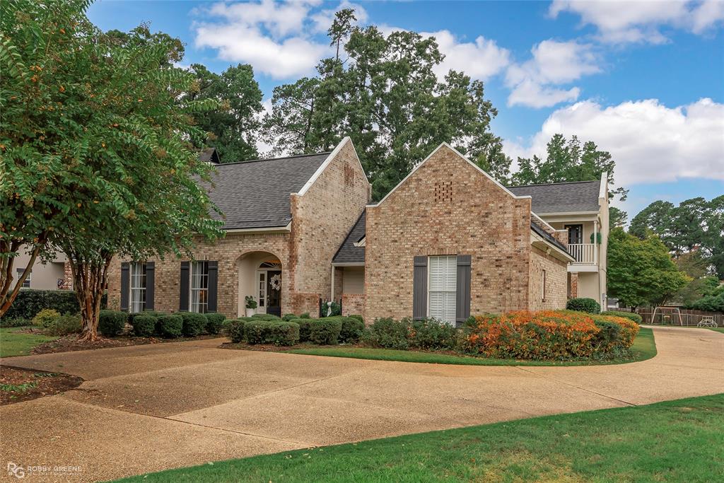 Shreveport, Louisiana, 71106, United States, 4 Bedrooms Bedrooms, ,4 BathroomsBathrooms,Residential,For Sale,1932874