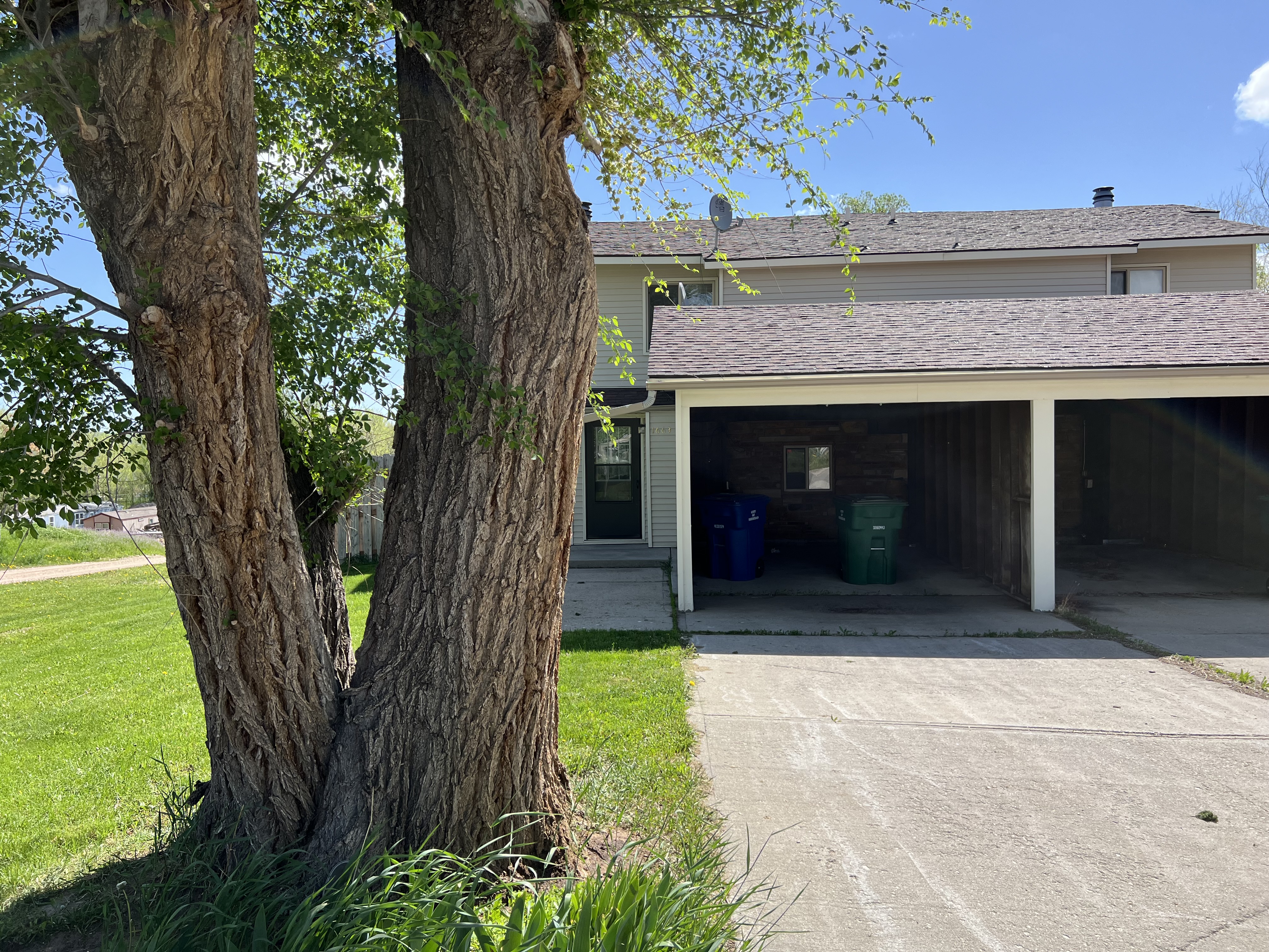 Sheridan, Wyoming, 82801, United States, 3 Bedrooms Bedrooms, ,2 BathroomsBathrooms,Residential,For Sale,1928698