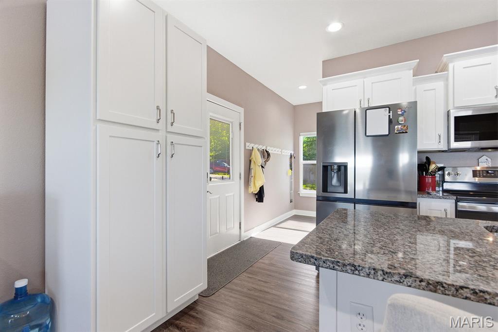 Lincoln, Missouri, 65338, United States, 3 Bedrooms Bedrooms, ,3 BathroomsBathrooms,Residential,For Sale,2048481