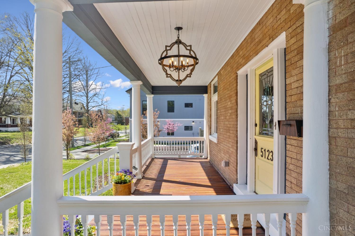 Cincinnati, Ohio, 45227, United States, 5 Bedrooms Bedrooms, ,3 BathroomsBathrooms,Residential,For Sale,1939173