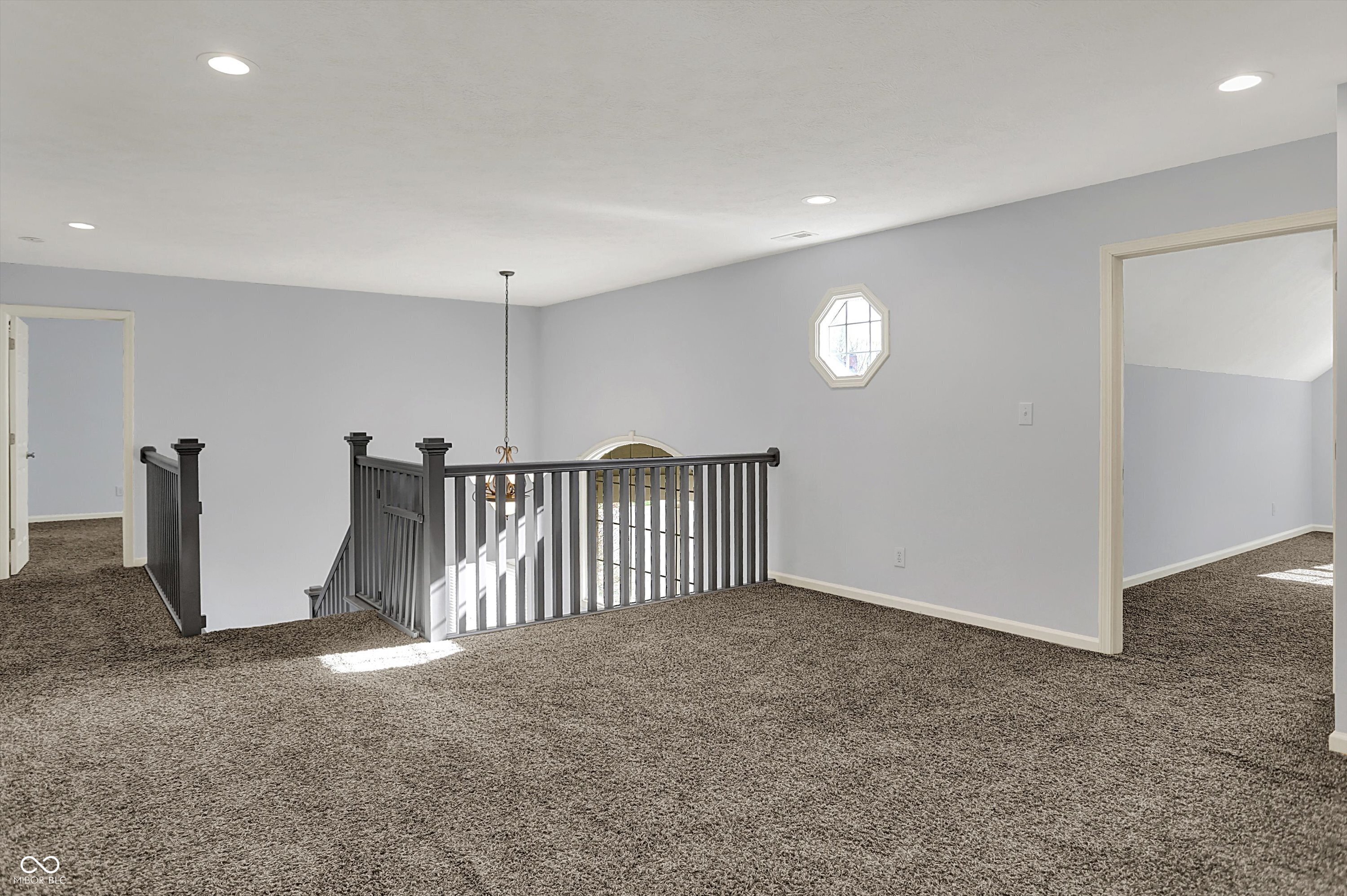 Greenwood, Indiana, 46142, United States, 4 Bedrooms Bedrooms, ,3 BathroomsBathrooms,Residential,For Sale,1921010
