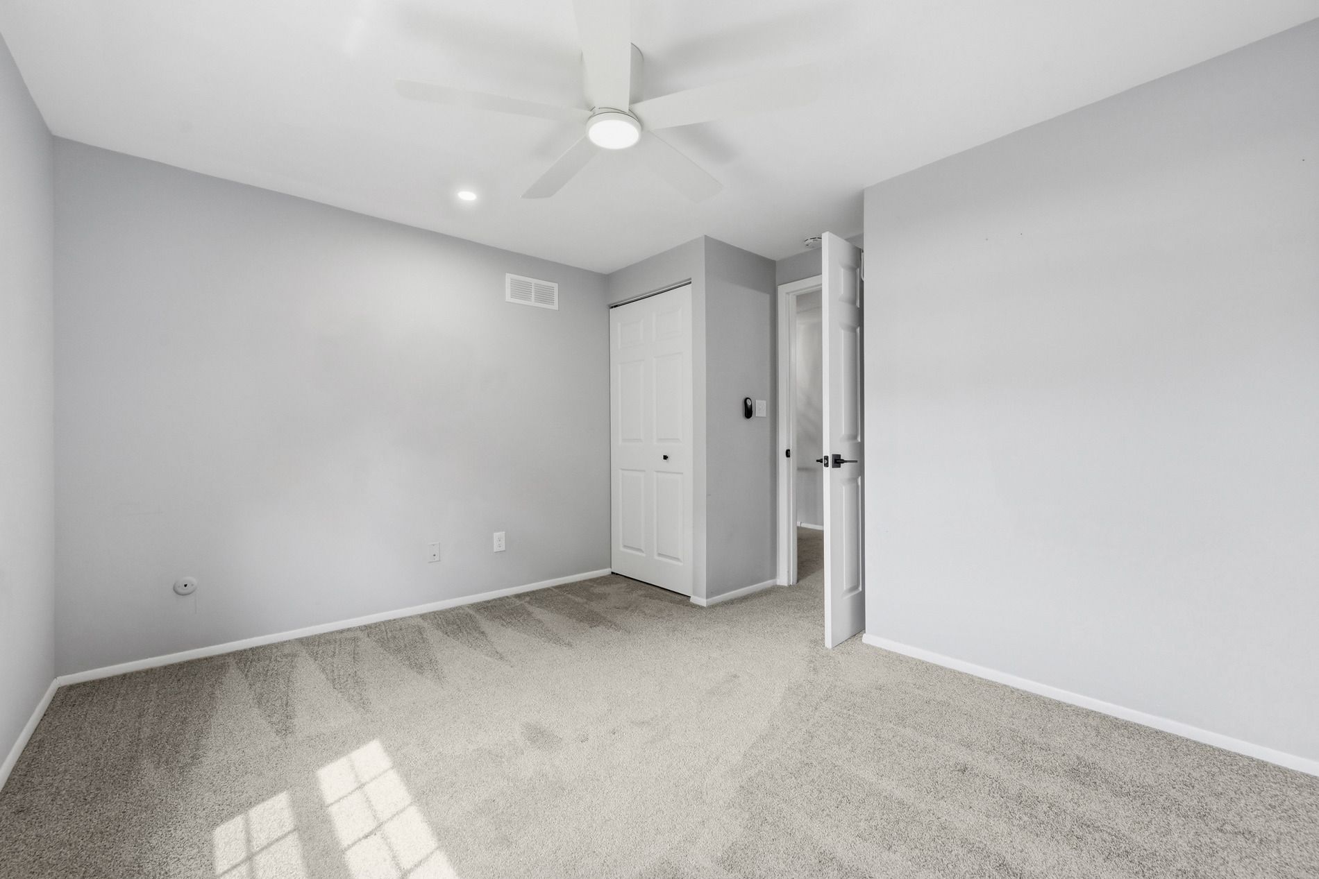  907 Camelot Drive, Pittsburgh, PA 15237 - 物件實景