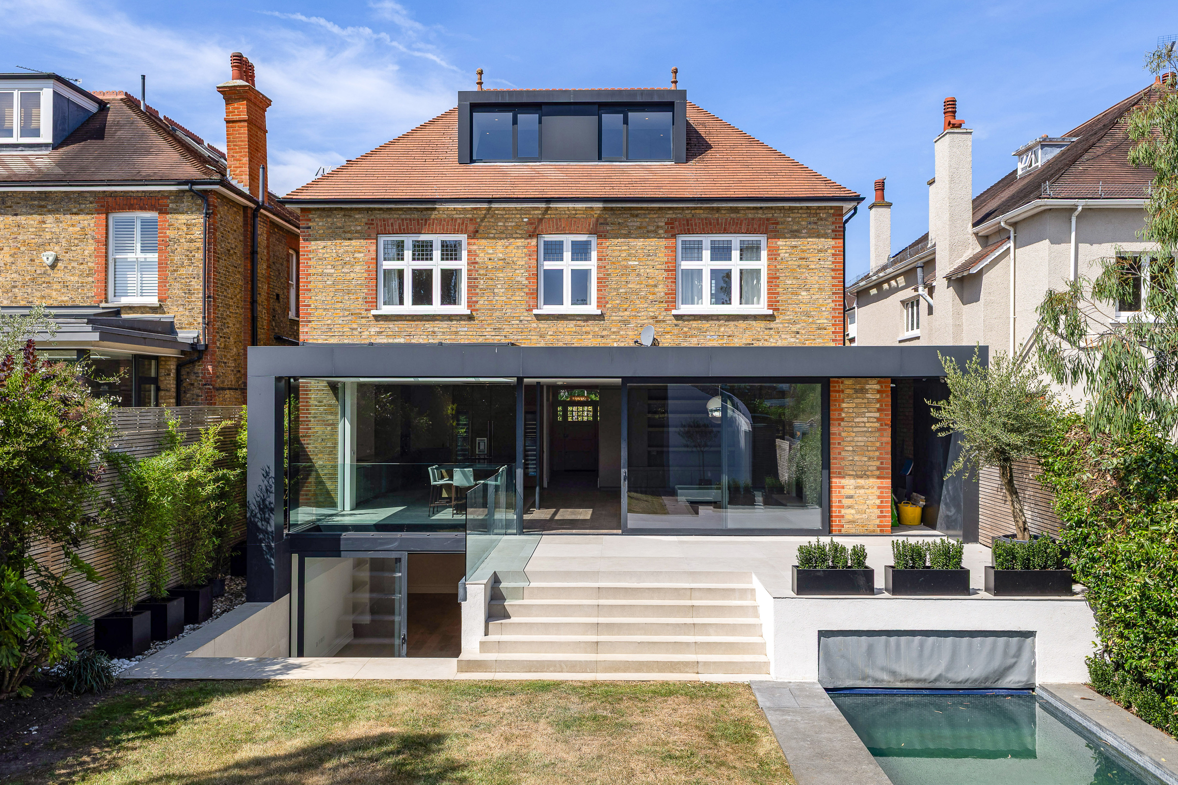  A Grand Family House with Pool and Cinema in West Putney - 物件實景