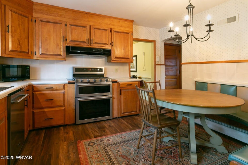 Muncy, Pennsylvania, 17756, United States, 4 Bedrooms Bedrooms, ,3 BathroomsBathrooms,Residential,For Sale,1995439