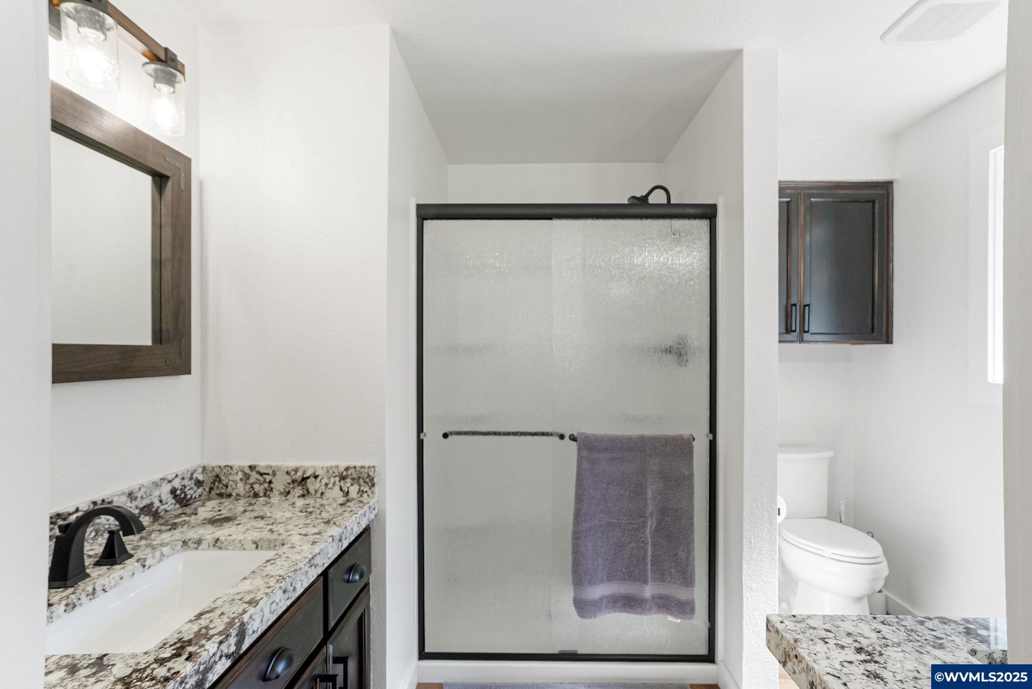 Salem, Oregon, 97304, United States, 3 Bedrooms Bedrooms, ,3 BathroomsBathrooms,Residential,For Sale,1967587