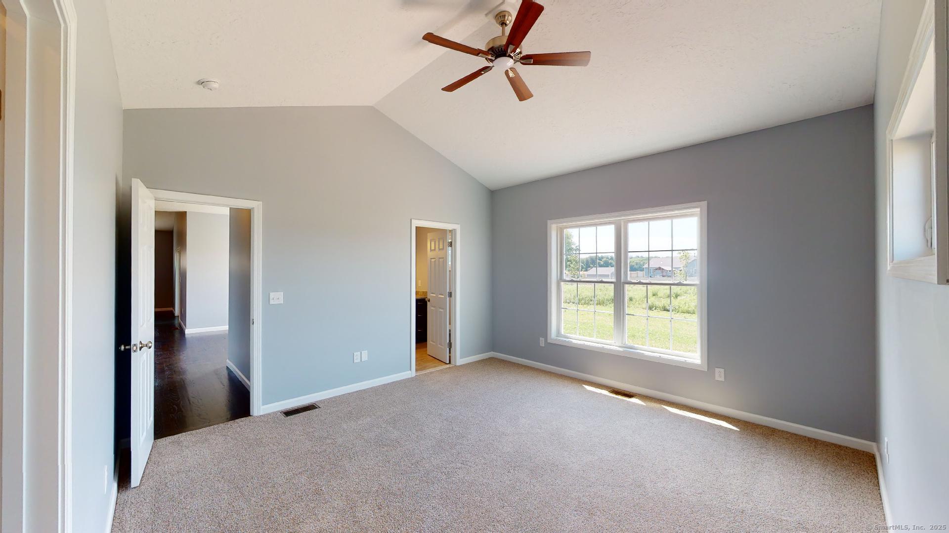 Windsor, Connecticut, 06095, United States, 3 Bedrooms Bedrooms, ,2 BathroomsBathrooms,Residential,For Sale,1939906