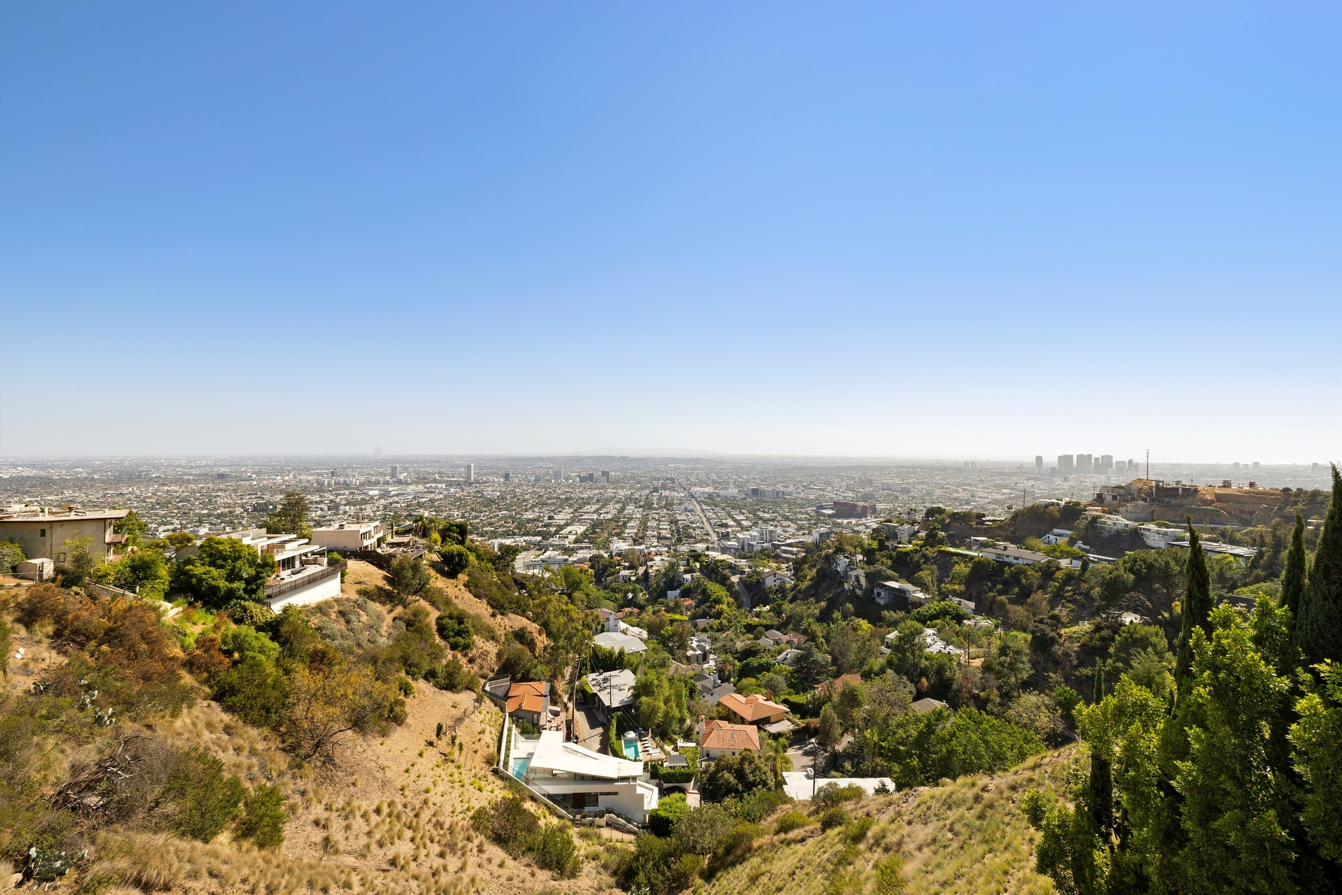  8446 Grand View Dr - 物件實景