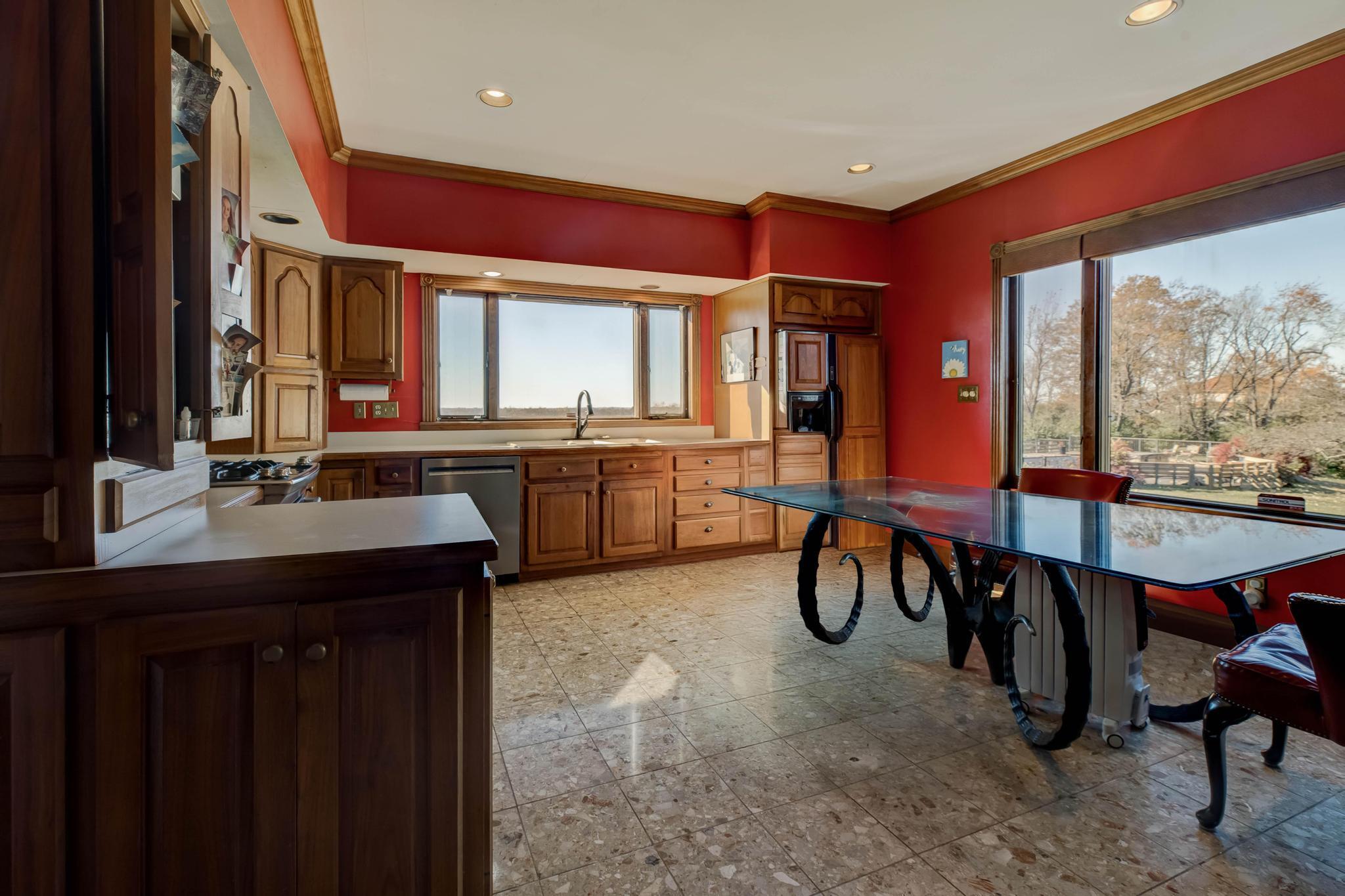 Winchester, Kentucky, 40391, United States, 3 Bedrooms Bedrooms, ,3 BathroomsBathrooms,Residential,For Sale,1992796