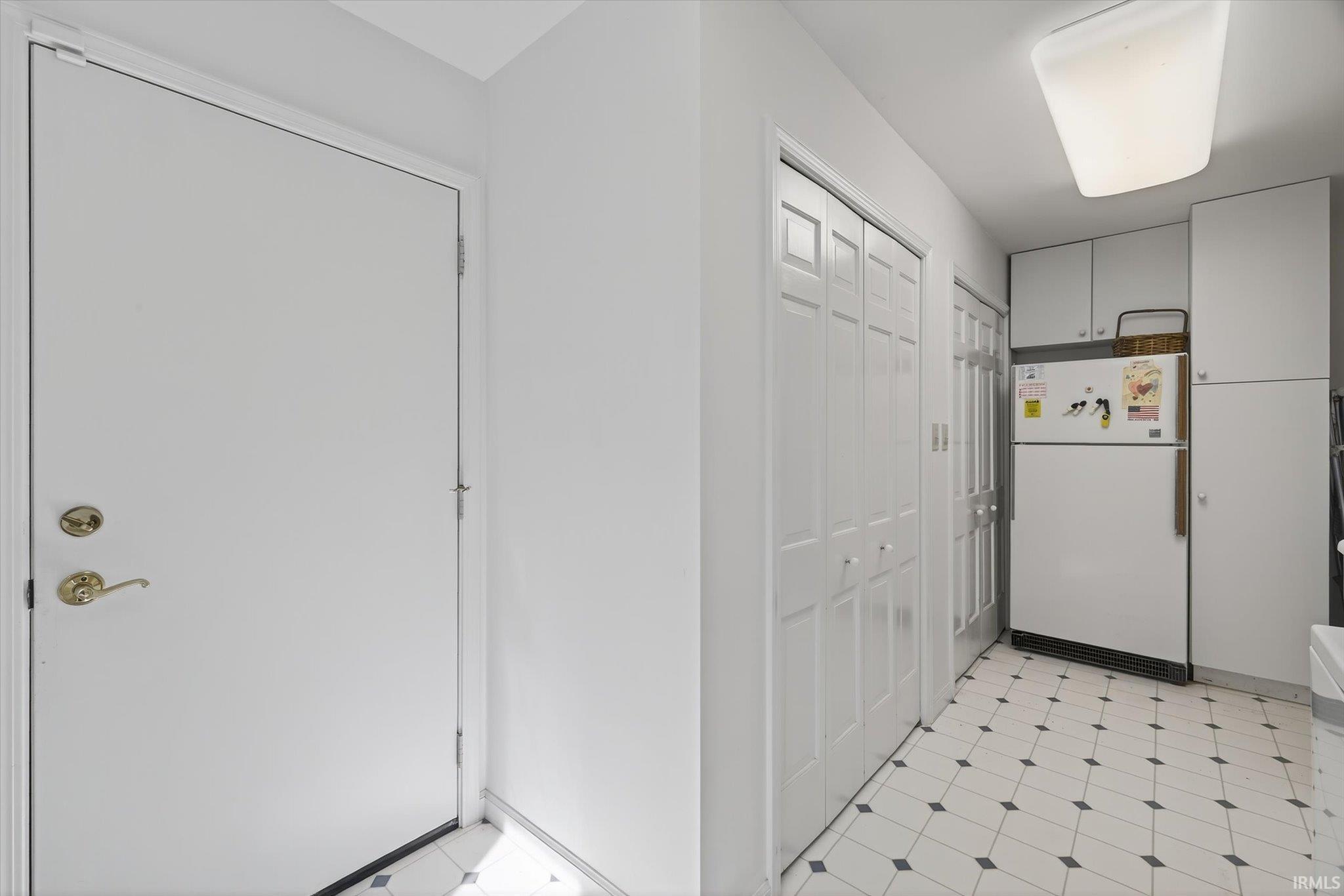 Unionville, Indiana, 47468, United States, 3 Bedrooms Bedrooms, ,2 BathroomsBathrooms,Residential,For Sale,1981002