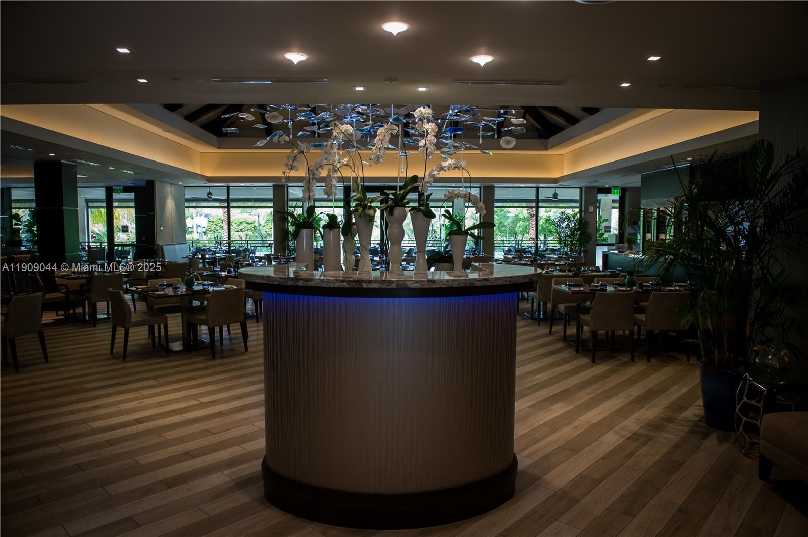 Aventura, Florida, 33160, United States, 2 Bedrooms Bedrooms, ,2 BathroomsBathrooms,Residential,For Sale,1989230