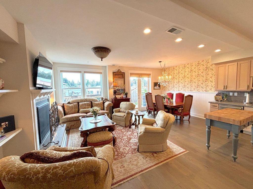 Aptos, California, 95003, United States, 3 Bedrooms Bedrooms, ,3 BathroomsBathrooms,Residential,For Sale,2030323
