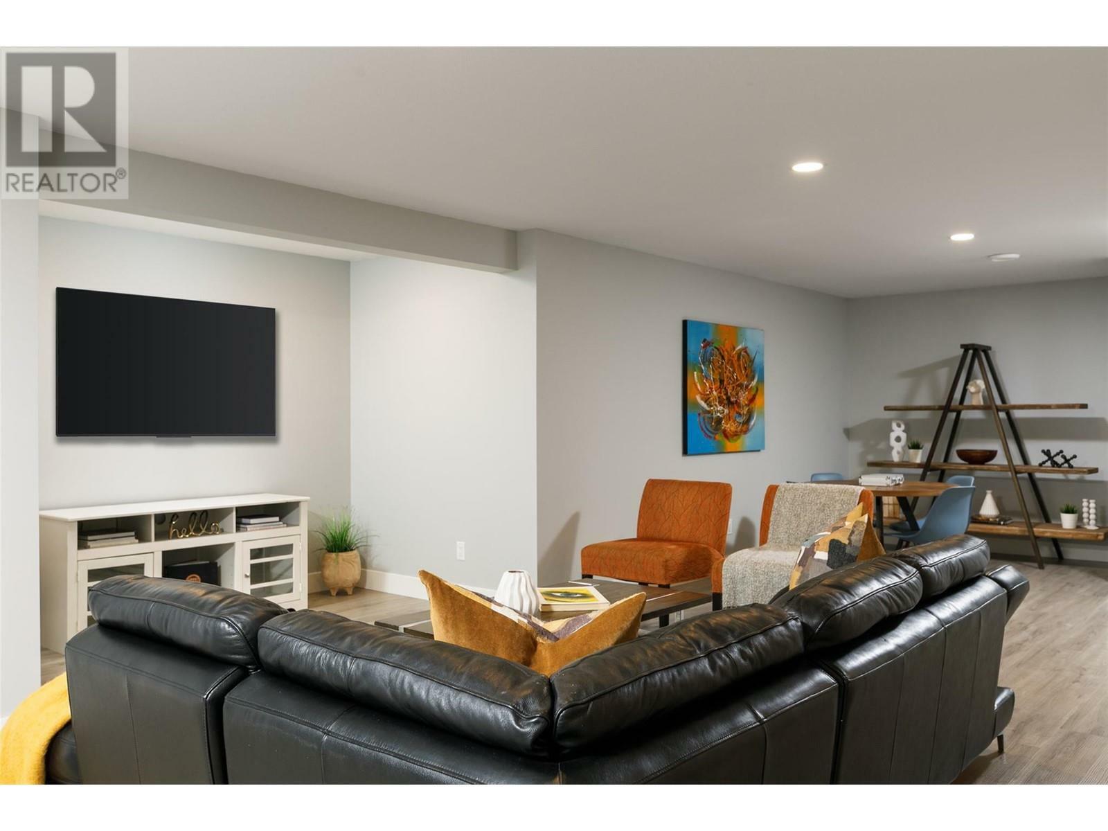 LAKE COUNTRY, British Columbia, V4V 0A4, CA, 5 Bedrooms Bedrooms, ,3 BathroomsBathrooms,Residential,For Sale,1837466