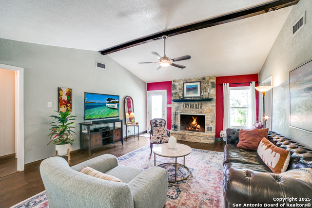 Helotes, Texas, 78023, United States, 2 Bedrooms Bedrooms, ,2 BathroomsBathrooms,Residential,For Sale,1997075