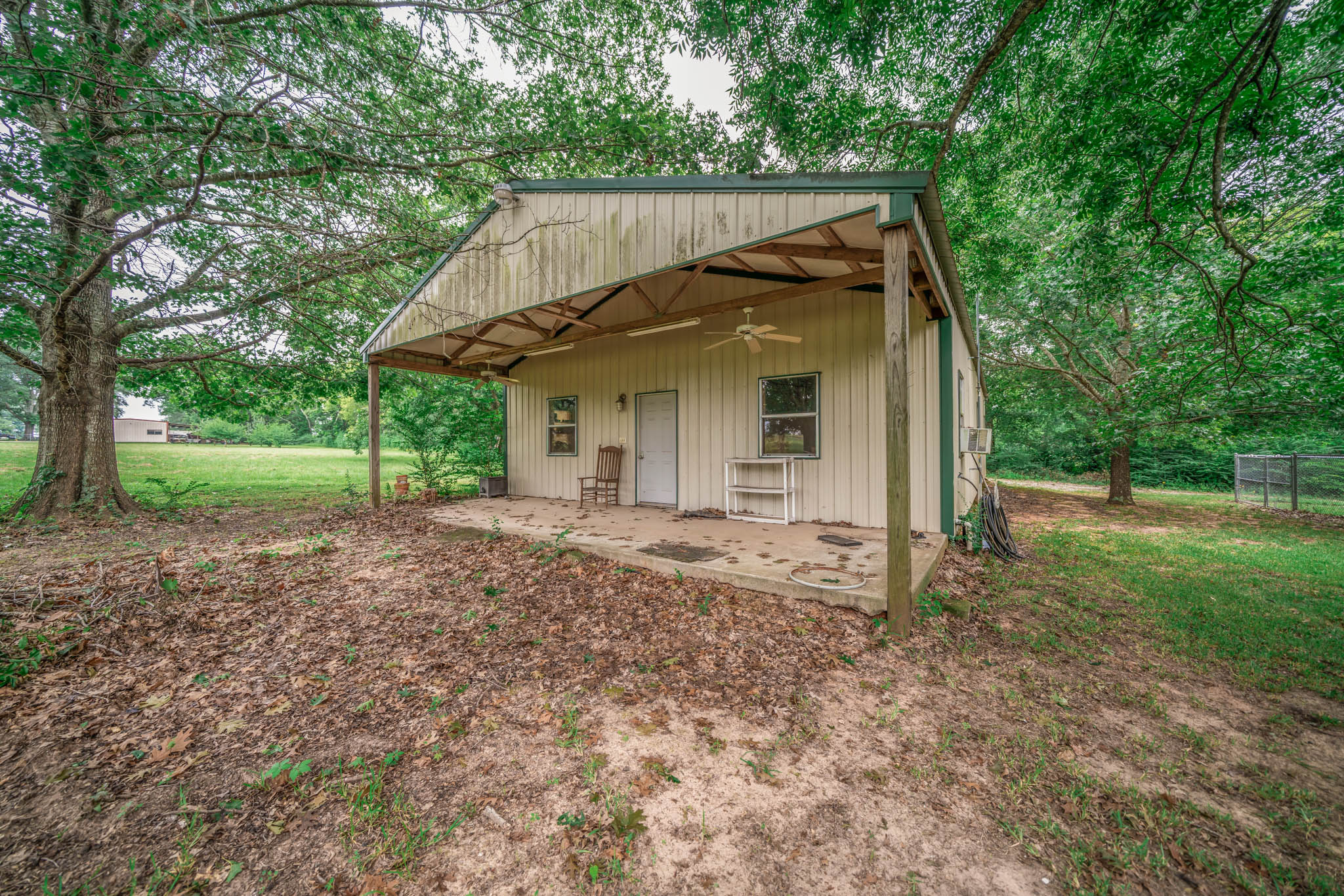 Jacksonville, Texas, 75766, United States, 3 Bedrooms Bedrooms, ,4 BathroomsBathrooms,Residential,For Sale,1984129